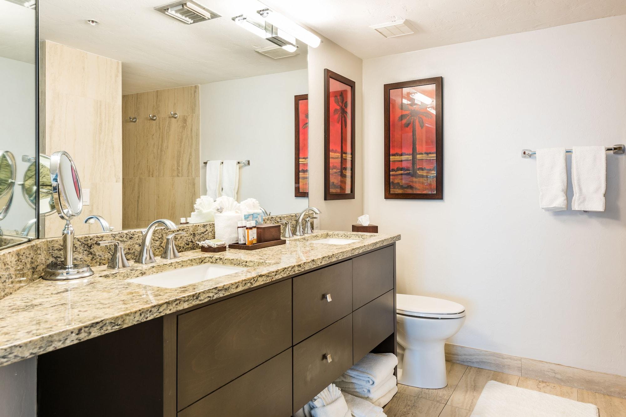 Resort Pointe Estero