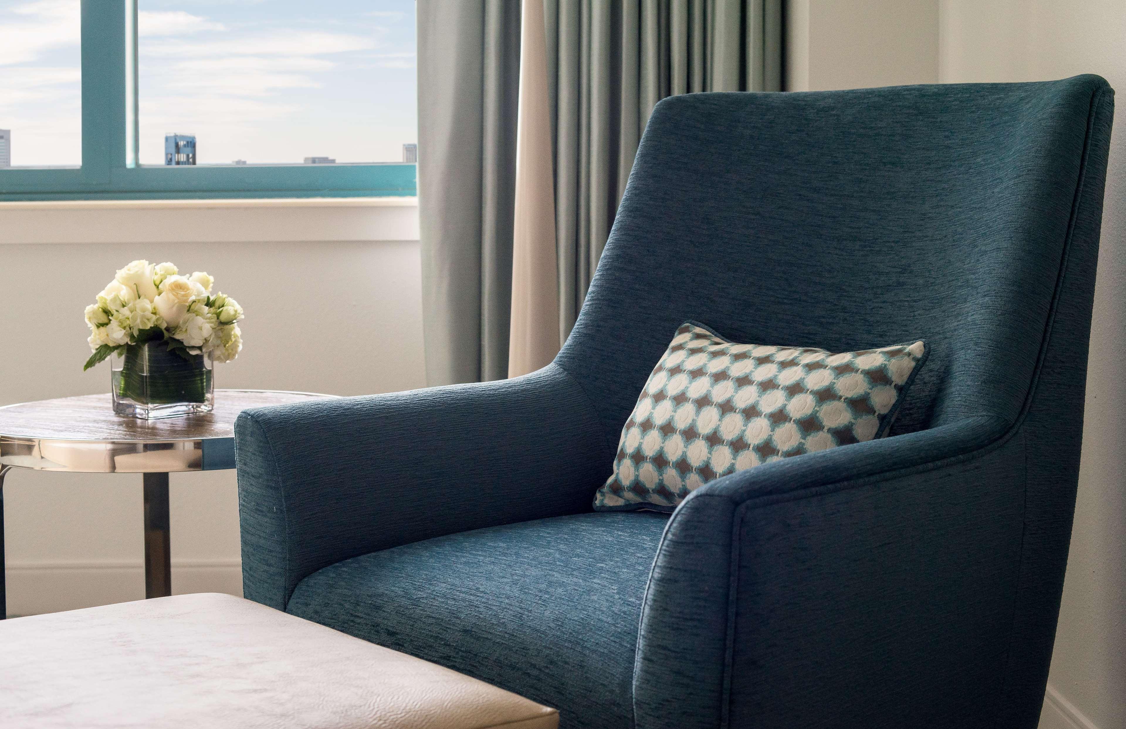 Hotel Hyatt Regency Riverfront 3*