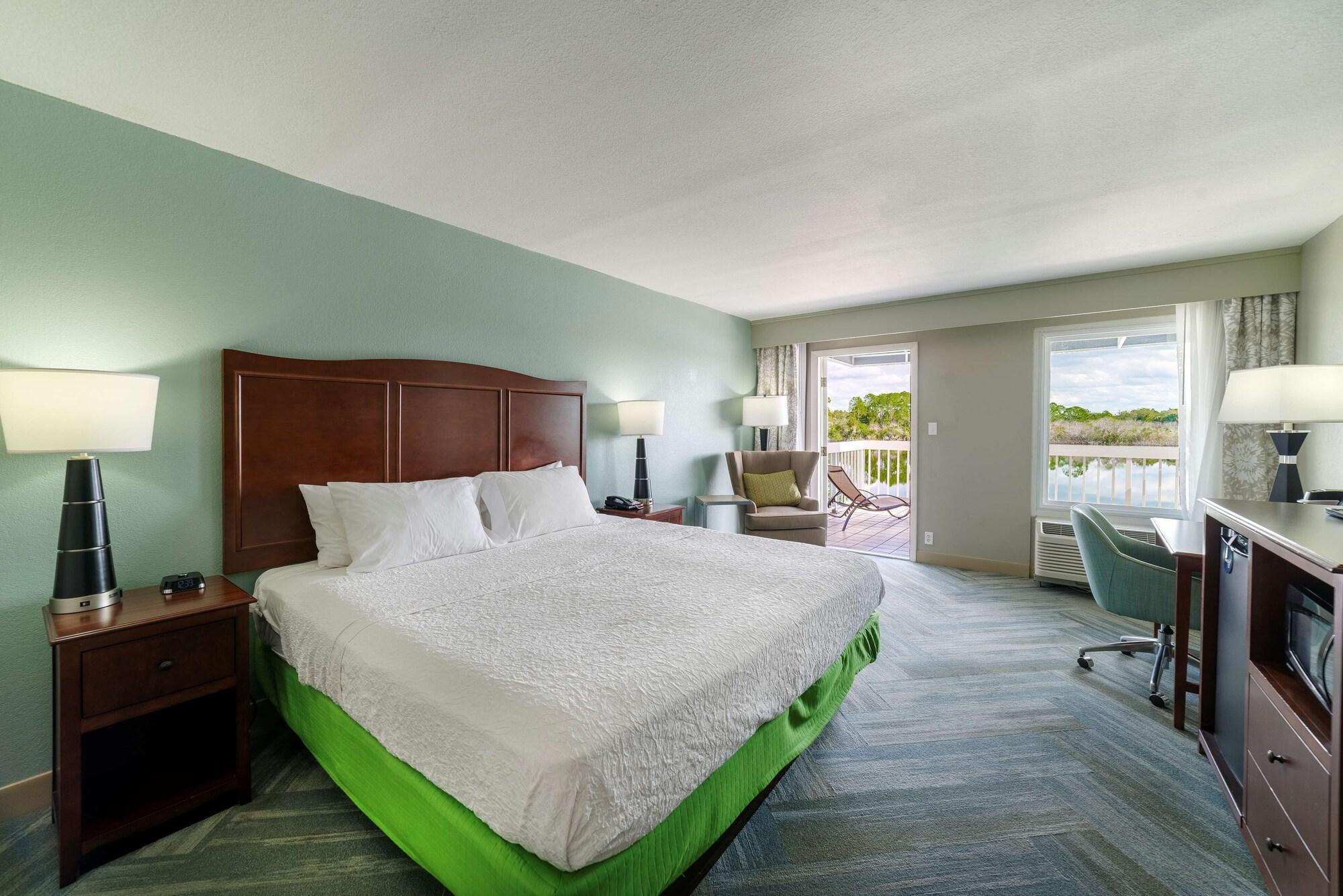 Hampton 3*