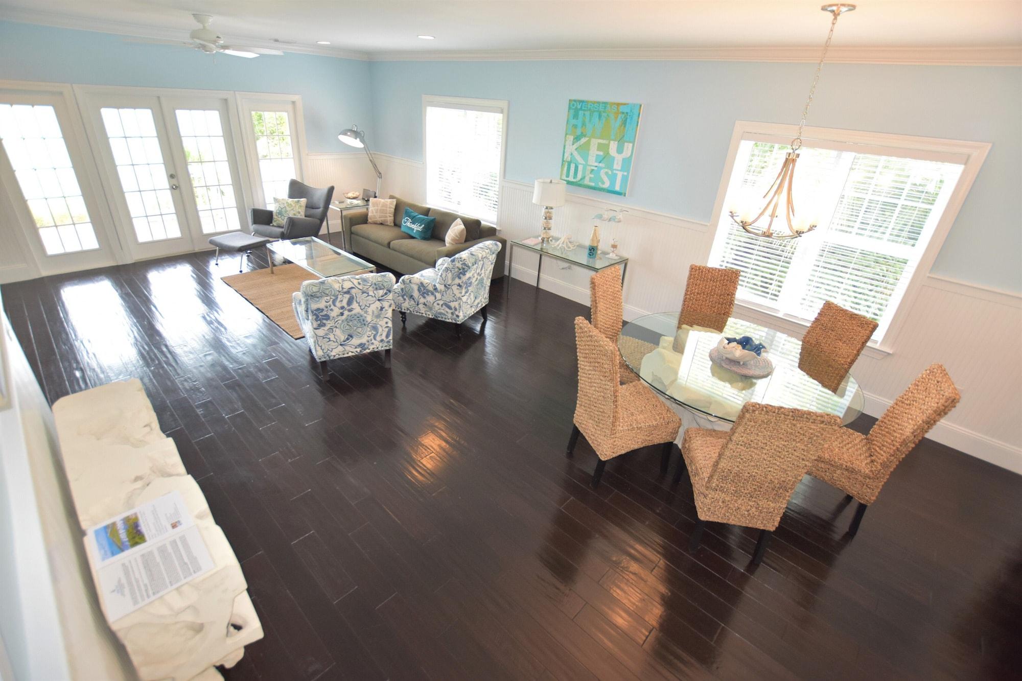Indigo Reef 3* Marathon