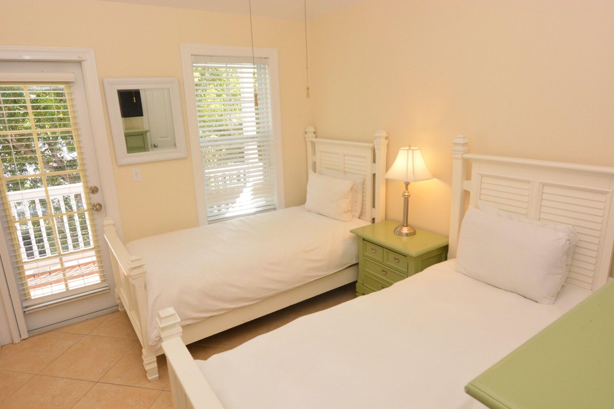 Resort Indigo Reef
