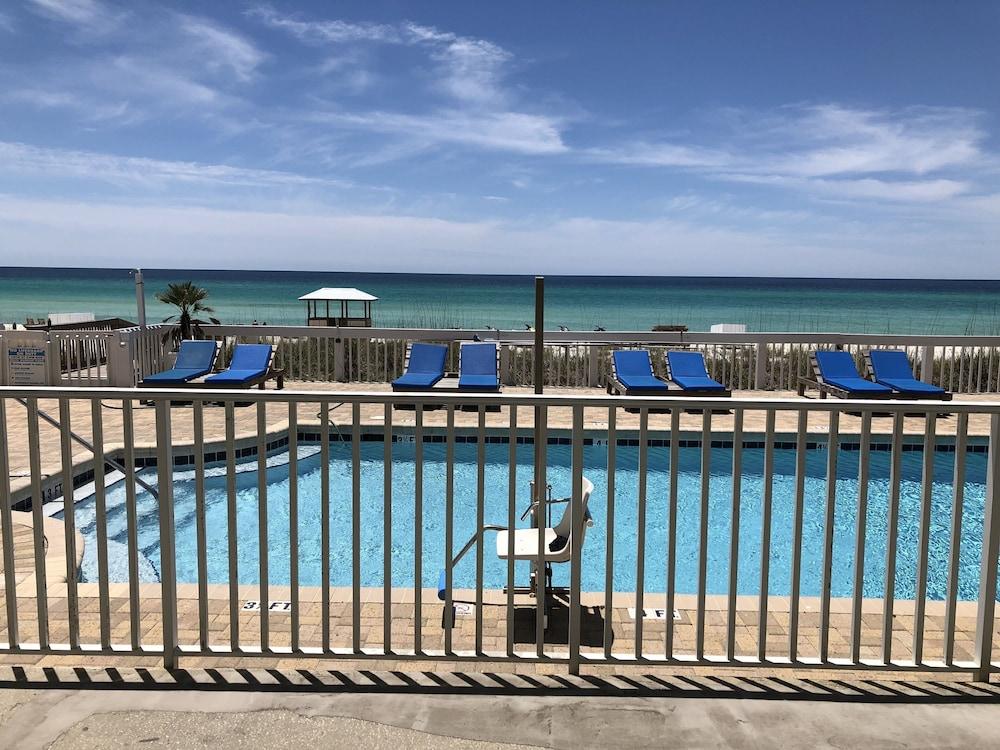 Sugar Sands Beachfront Hotel, A By The Sea Hotel 3*