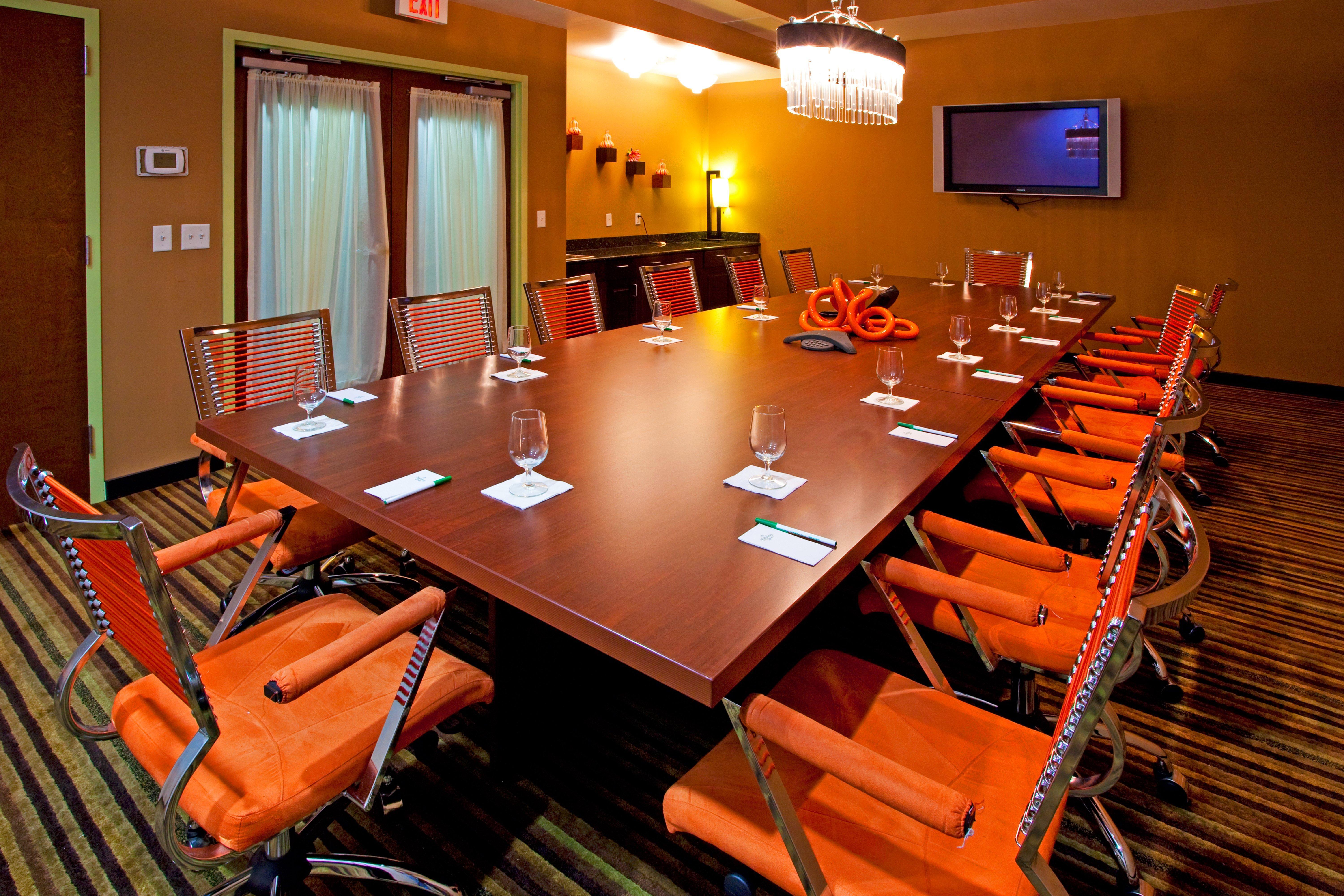 Hotel & Conference Center By Ihg
