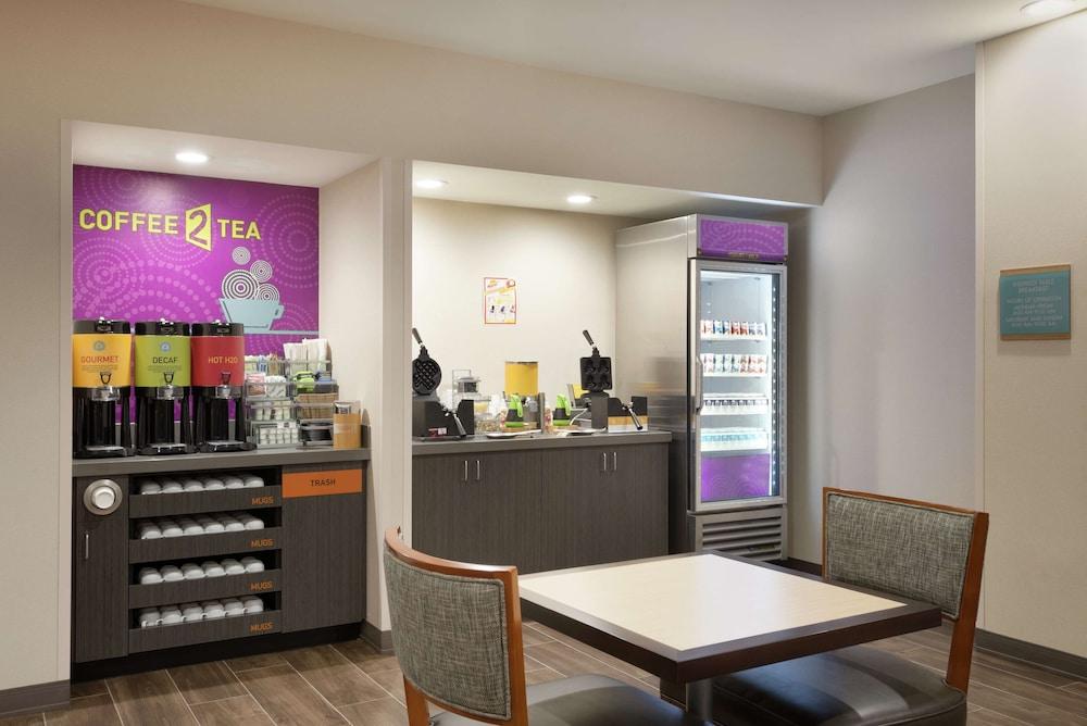 Hotel Home2 By Hilton Orlando International Drive South - Free Shuttle To Theme Parks