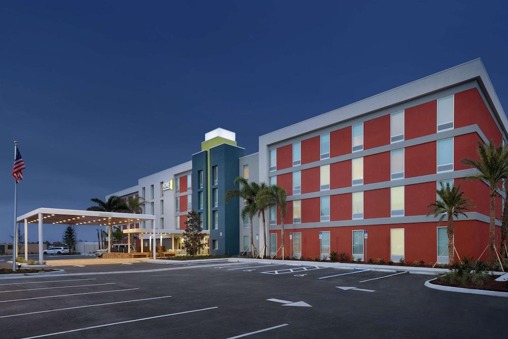 Home2 By Hilton Orlando International Drive South - Free Shuttle To Theme Parks 3*