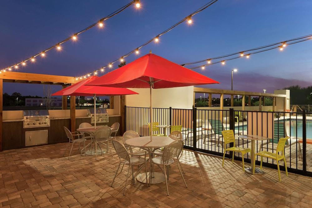 Home2 By Hilton Orlando International Drive South - Free Shuttle To Theme Parks 3*