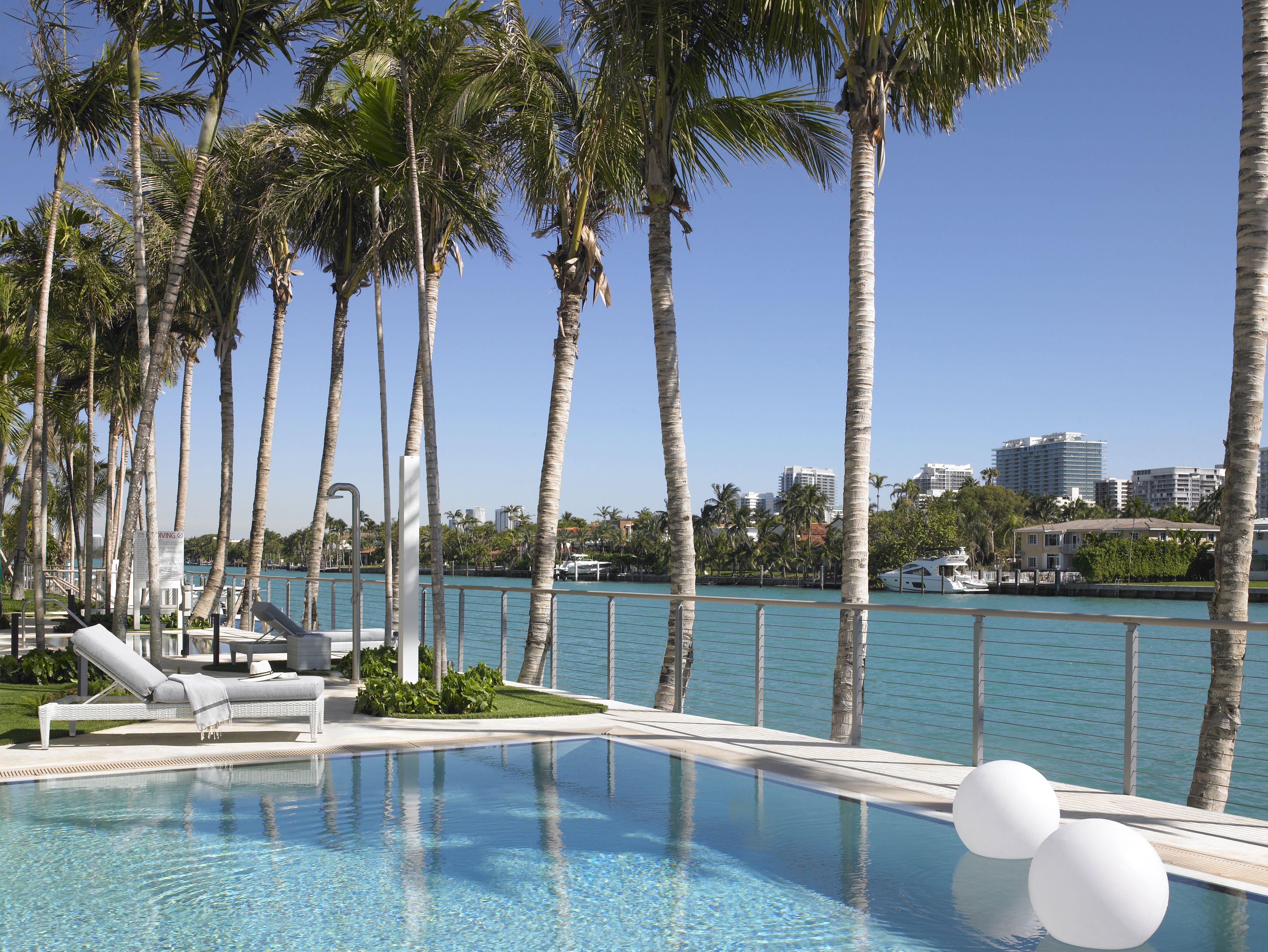 Hotel Grand Bay Harbor 3*
