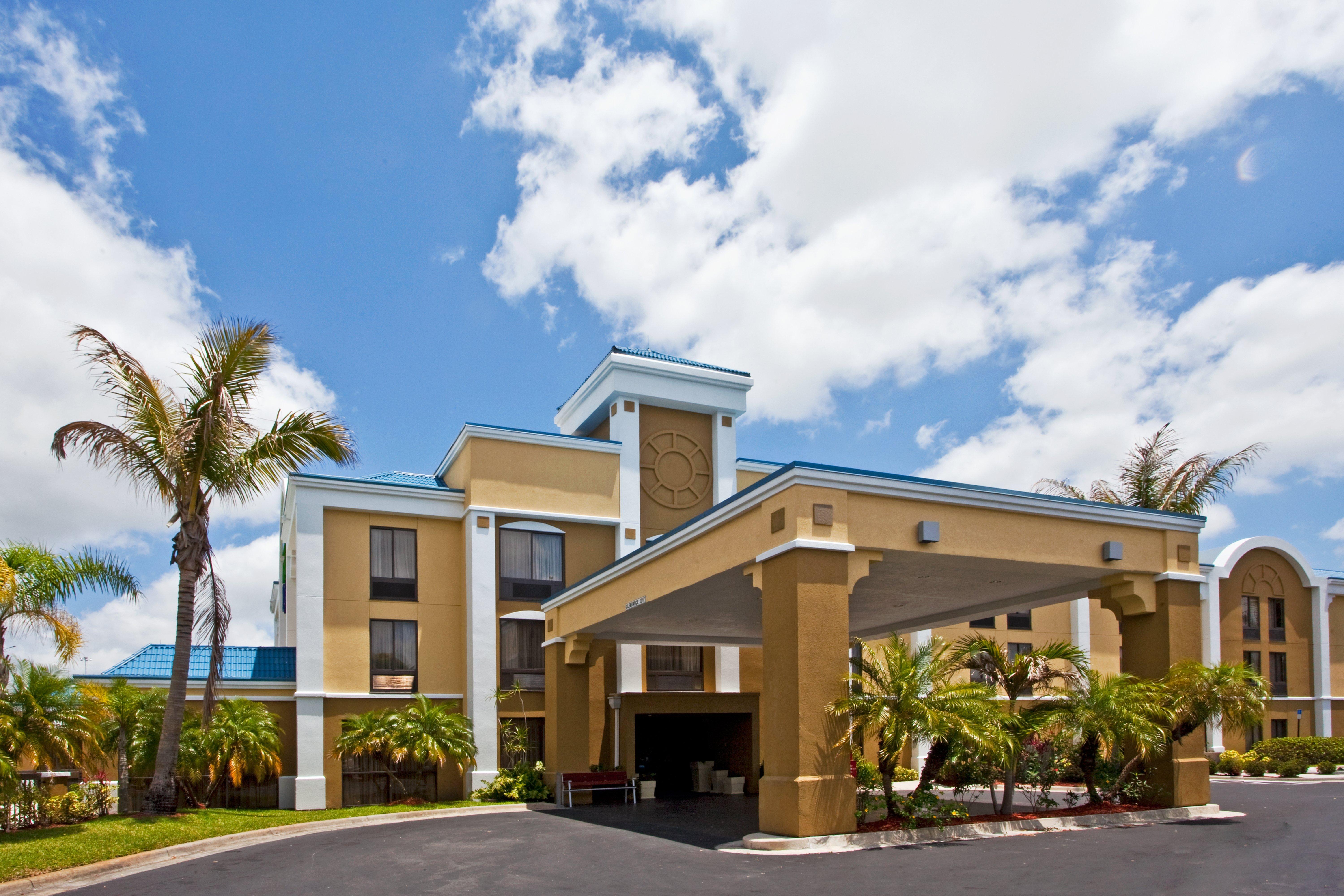 Express Vero Beach-west I-95 By Ihg 3*