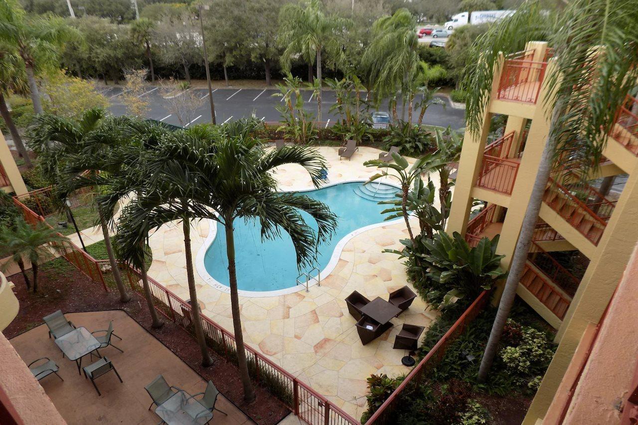 Boca Deerfield Beach; Surestay Collection By Bw