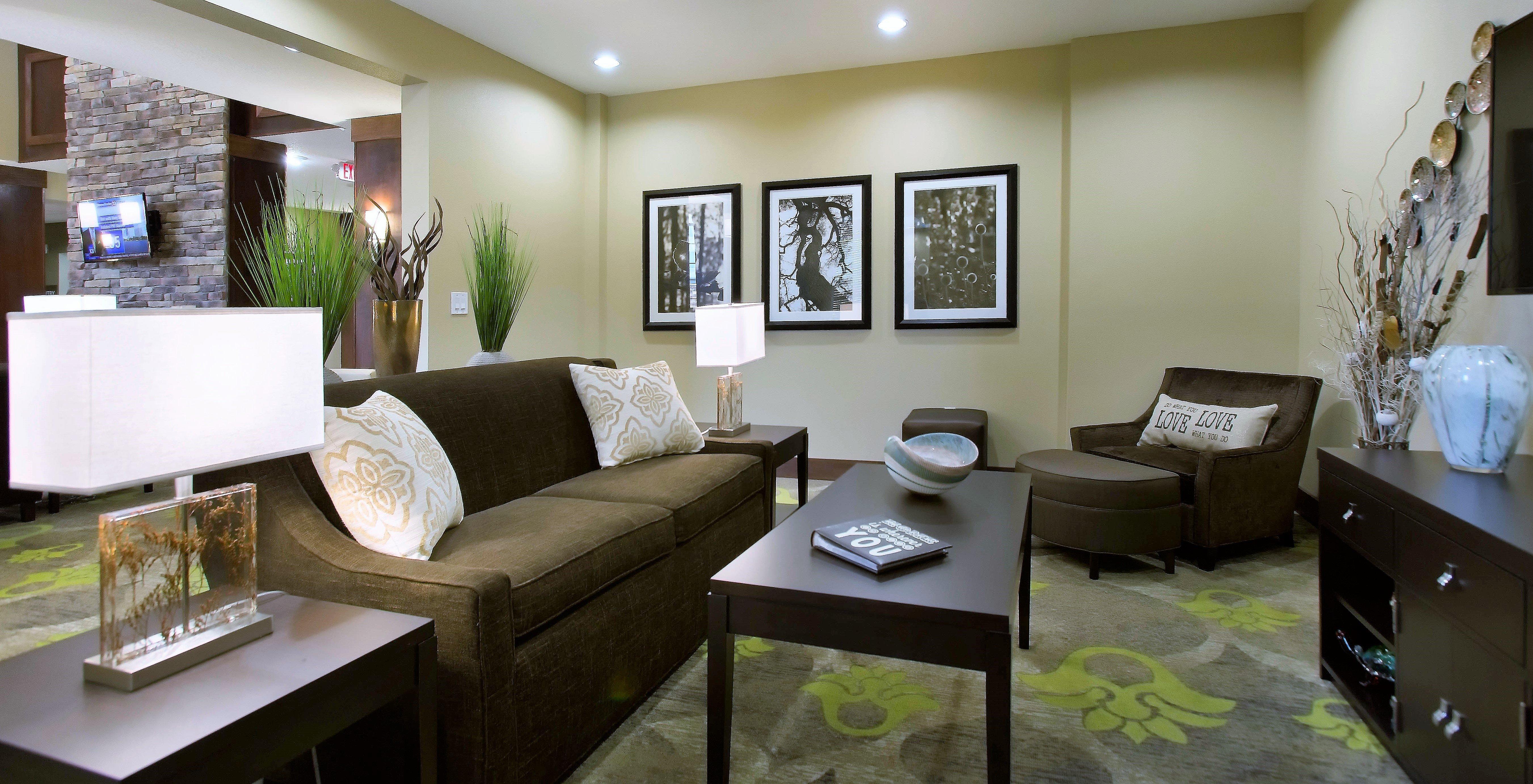 Staybridge Orlando At Seaworld By Ihg - Free Parking & Shuttle To Seaworld Parks Hotel Williamsburg