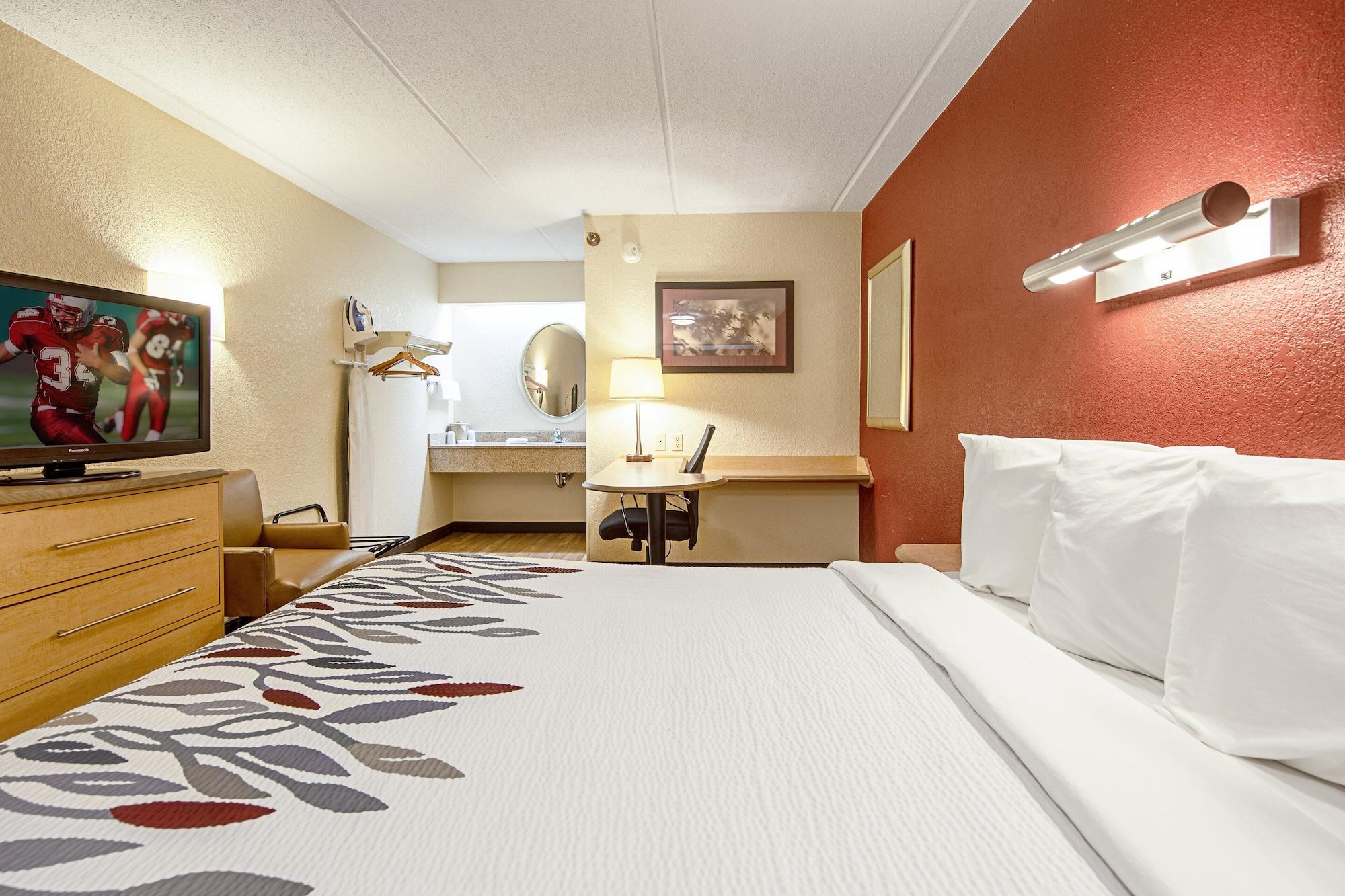 Red Roof - Orange Park Hotel