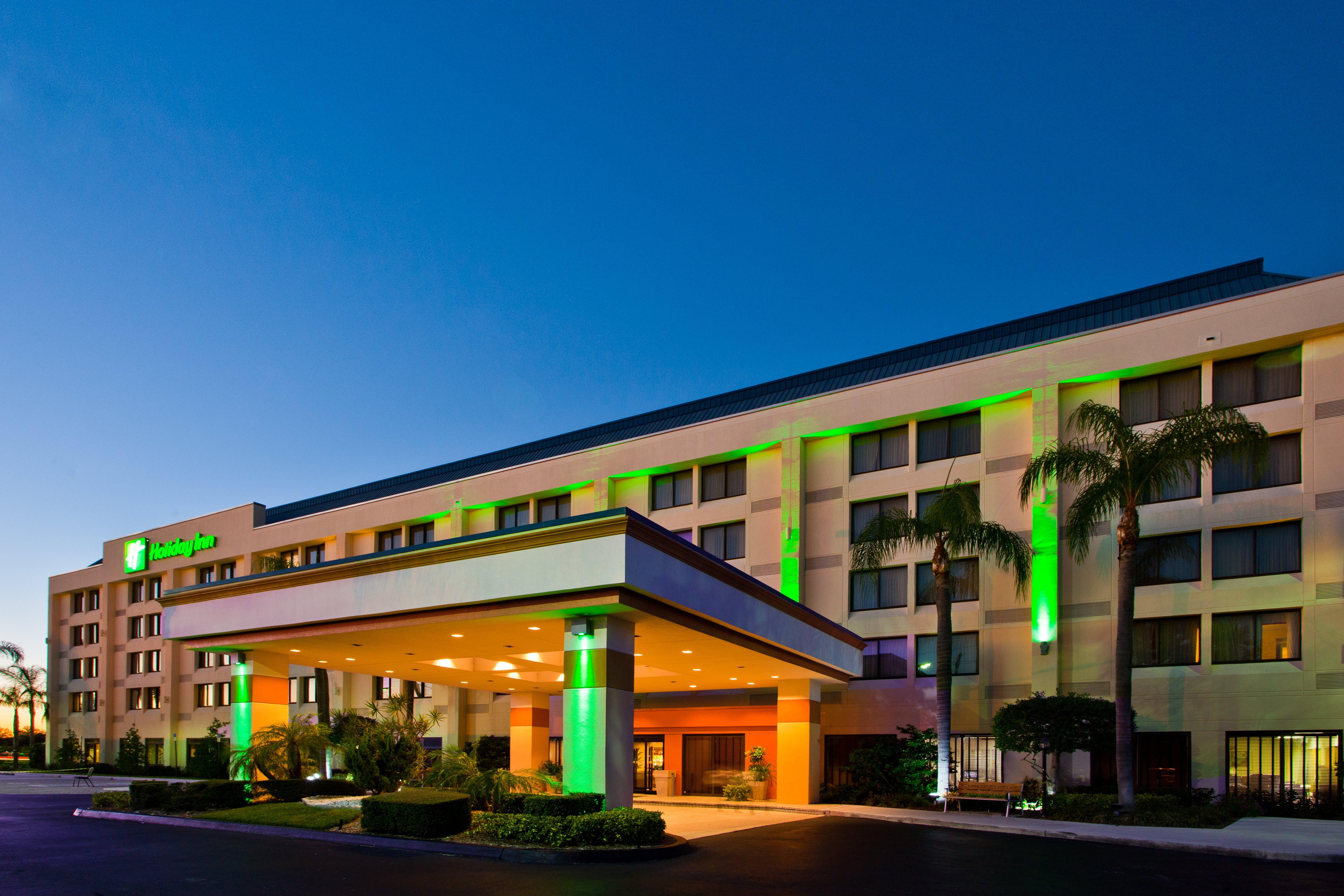By Ihg