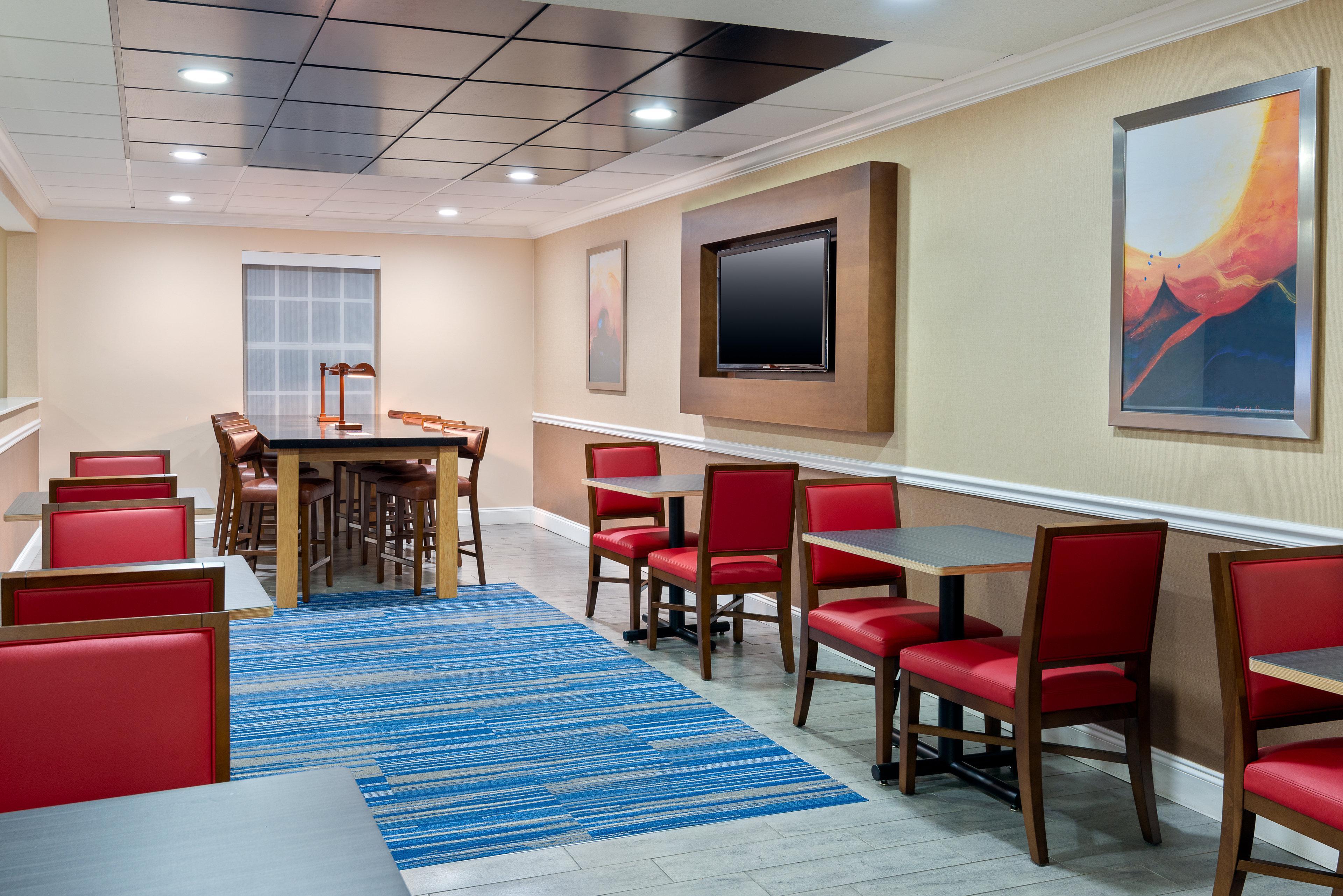 Express & Bonita Springs/naples By Ihg Hotel 3*
