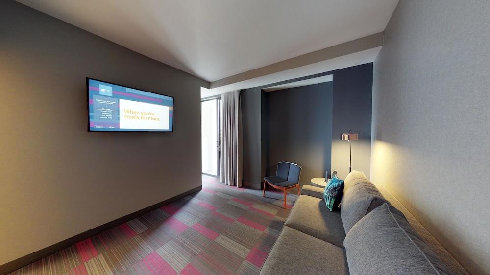 Aloft Coral Gables