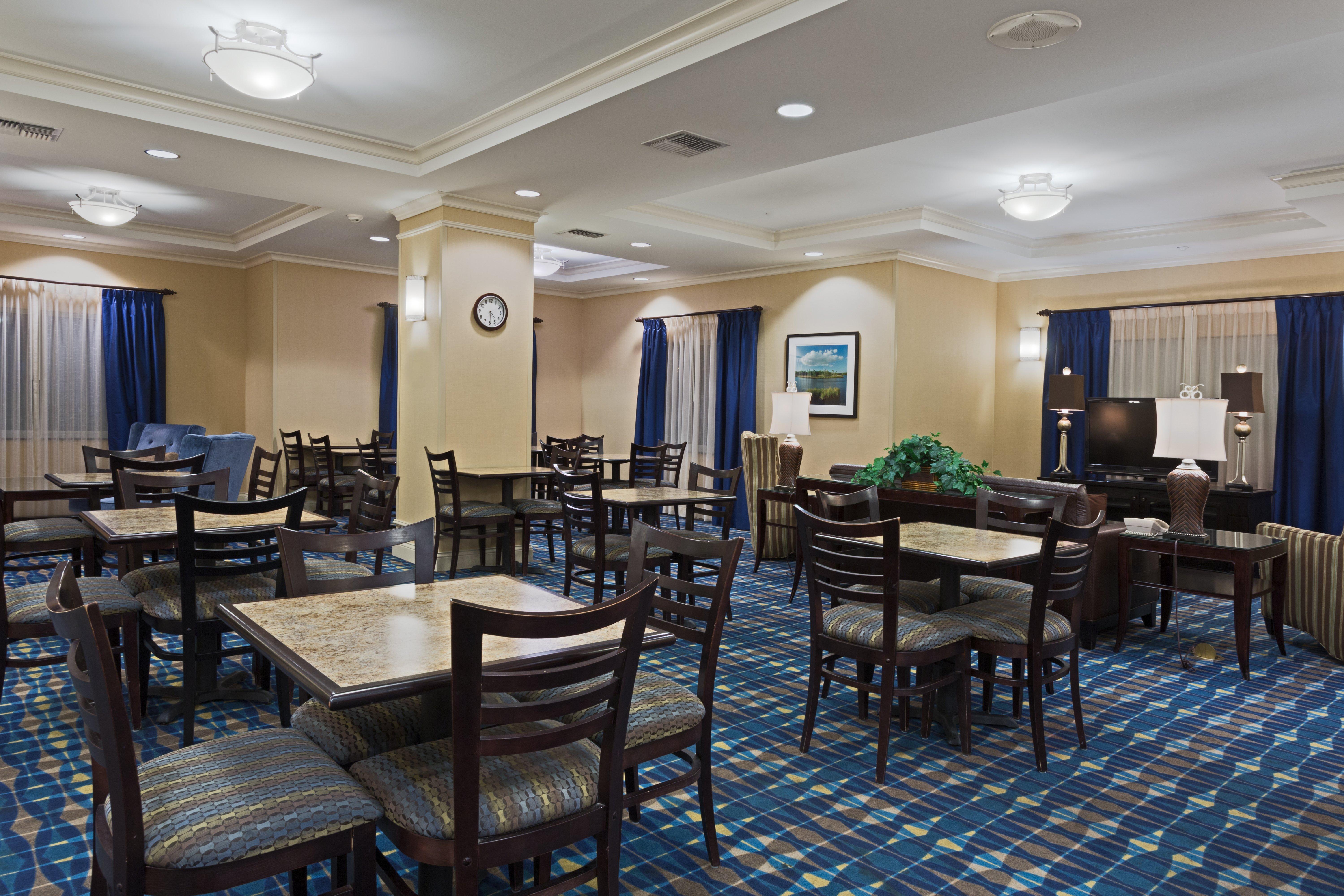 Hotel Express & Pierce West By Ihg Fort Pierce