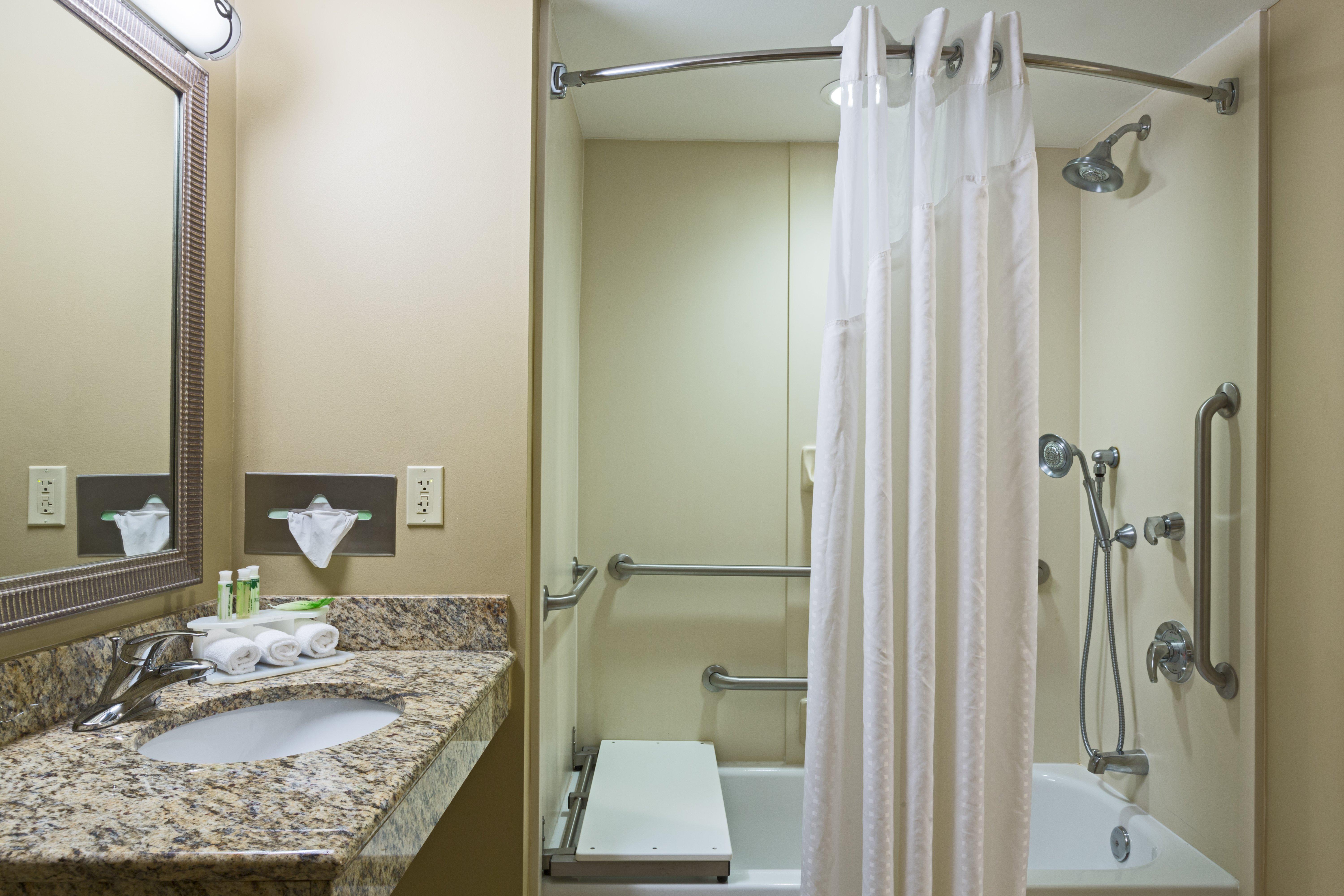 Express & Pierce West By Ihg Fort Pierce