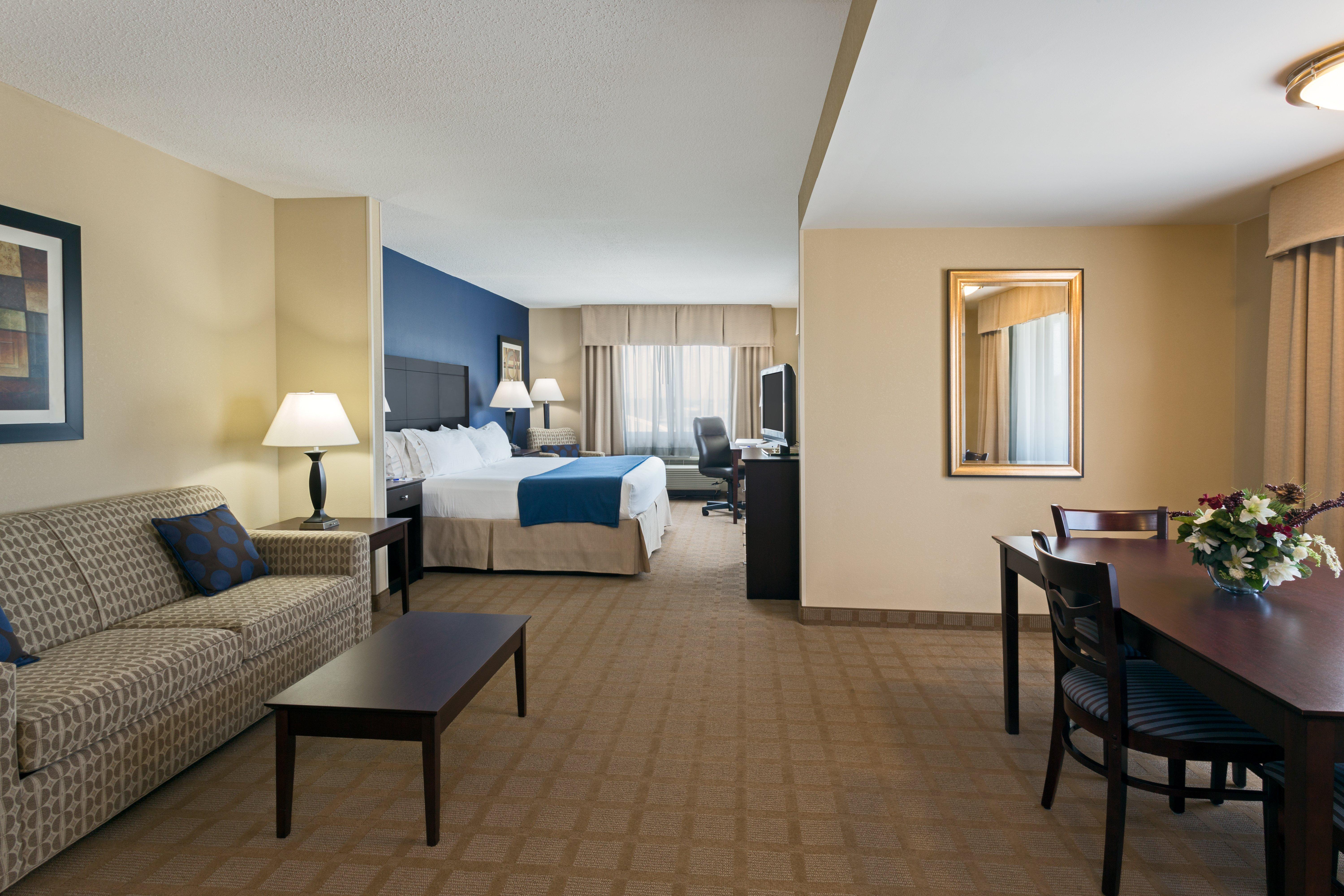 Hotel Express & Pierce West By Ihg