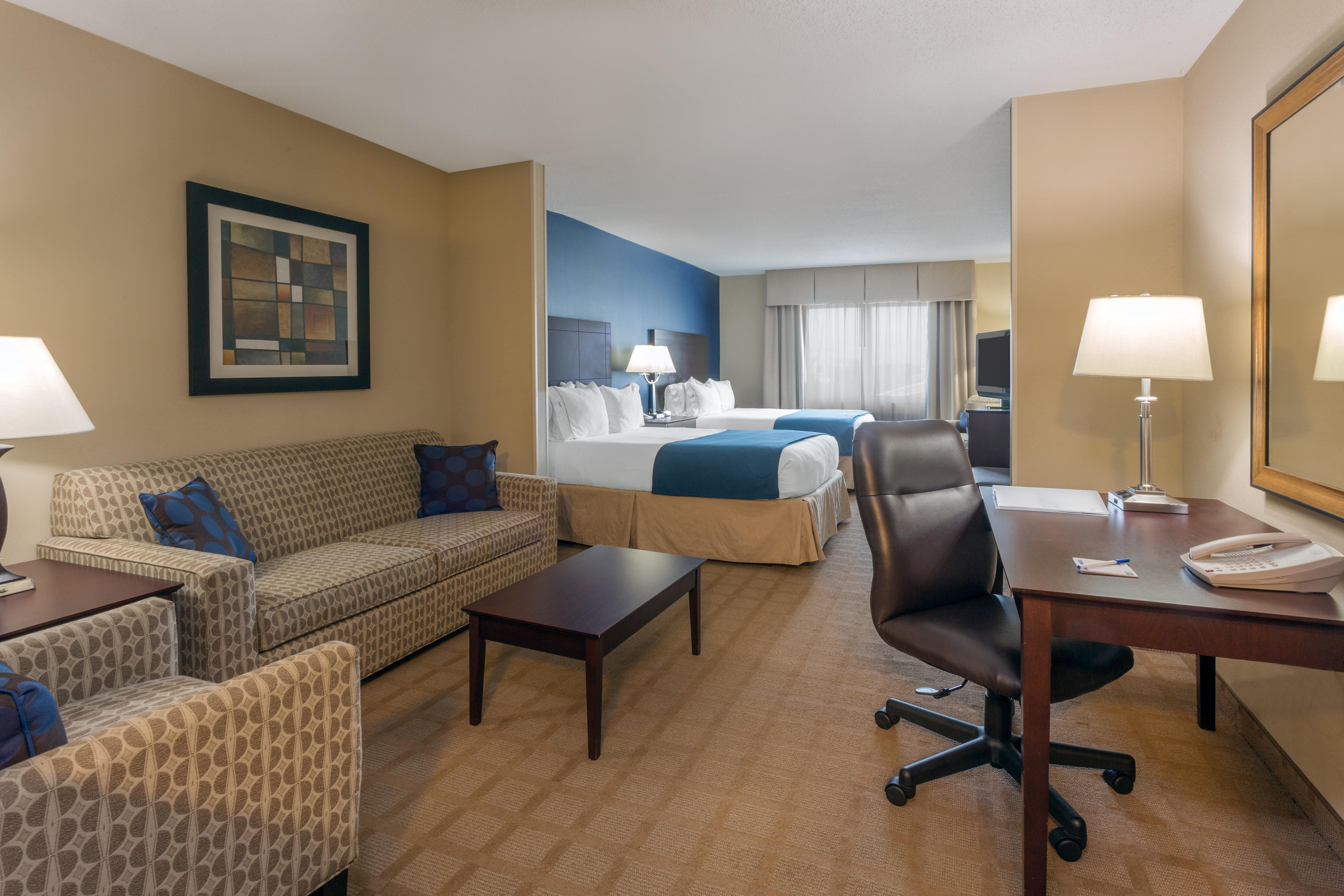 Hotel Express & Pierce West By Ihg 3*