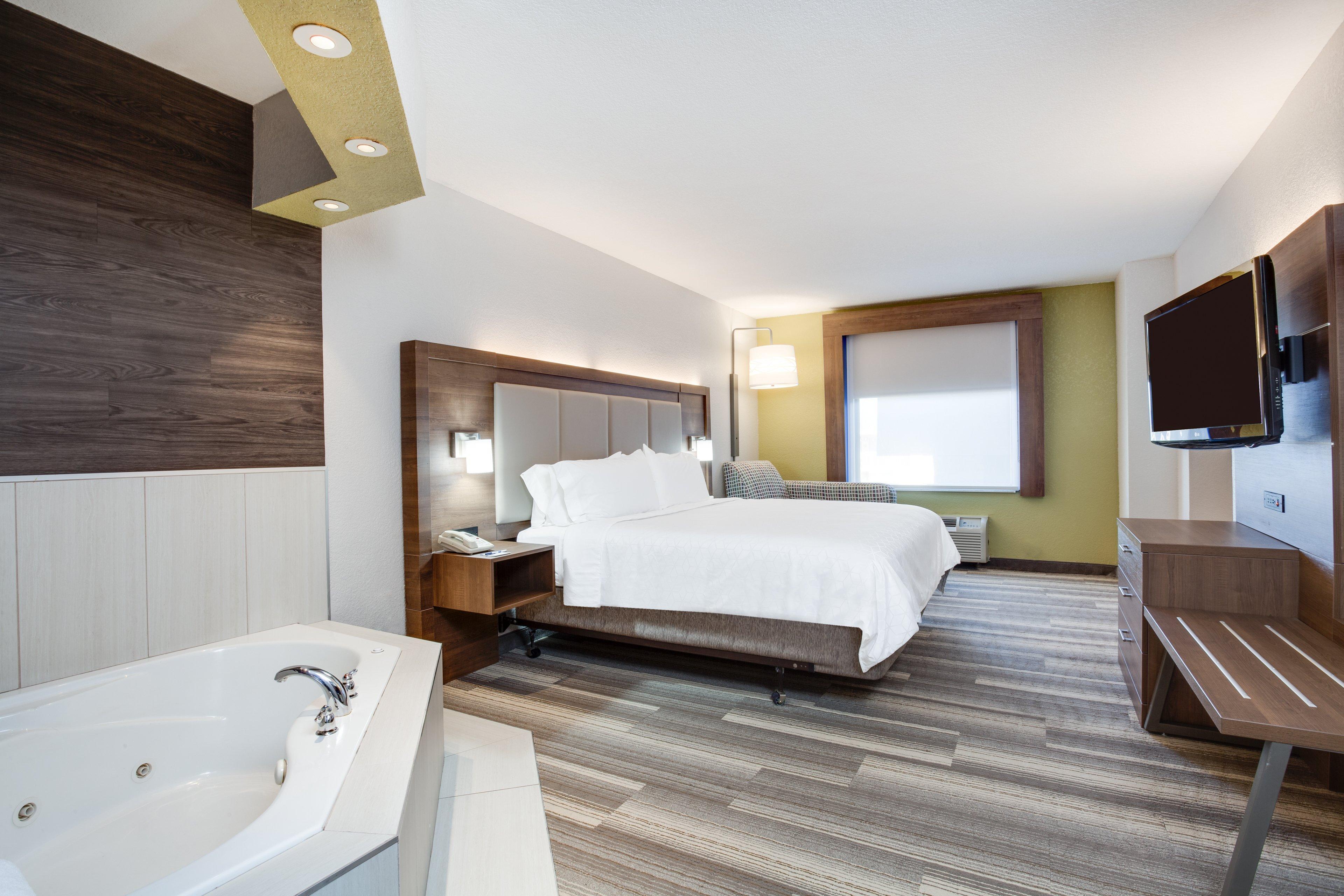Express & By Ihg Hotel