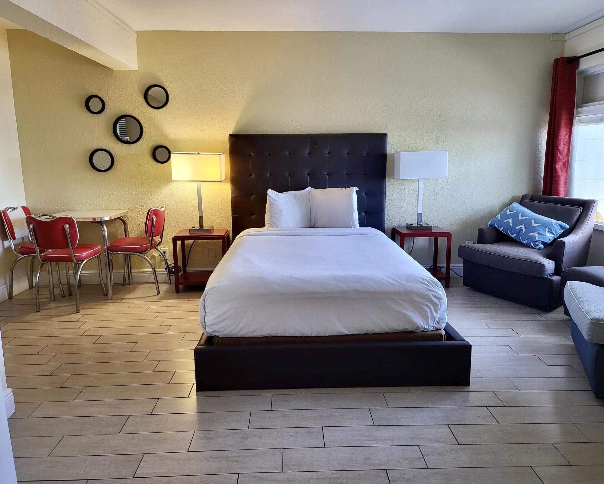Chateau Mar Ormond Beach