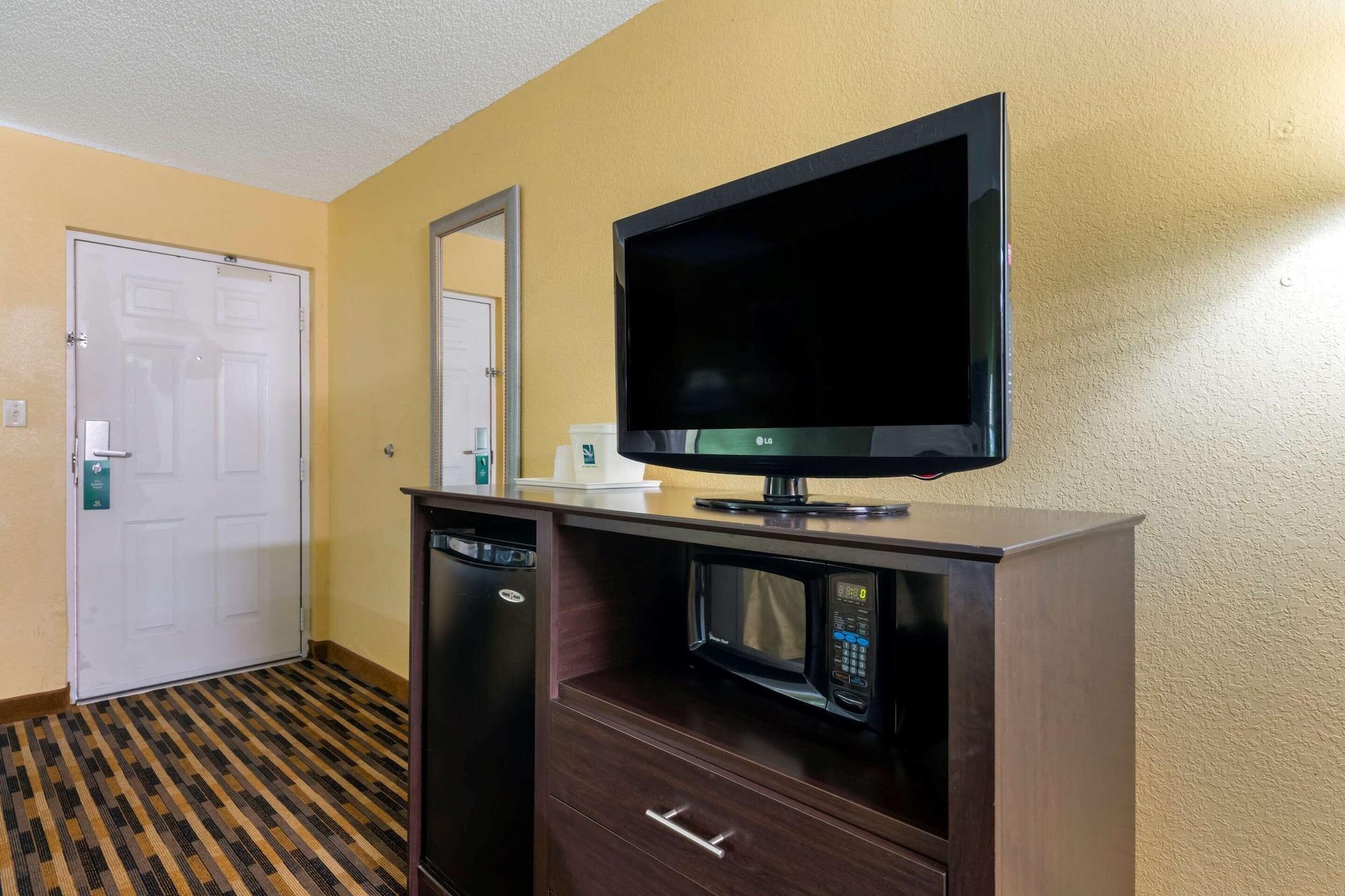 Hotel Quality & Mt Dora North 2*