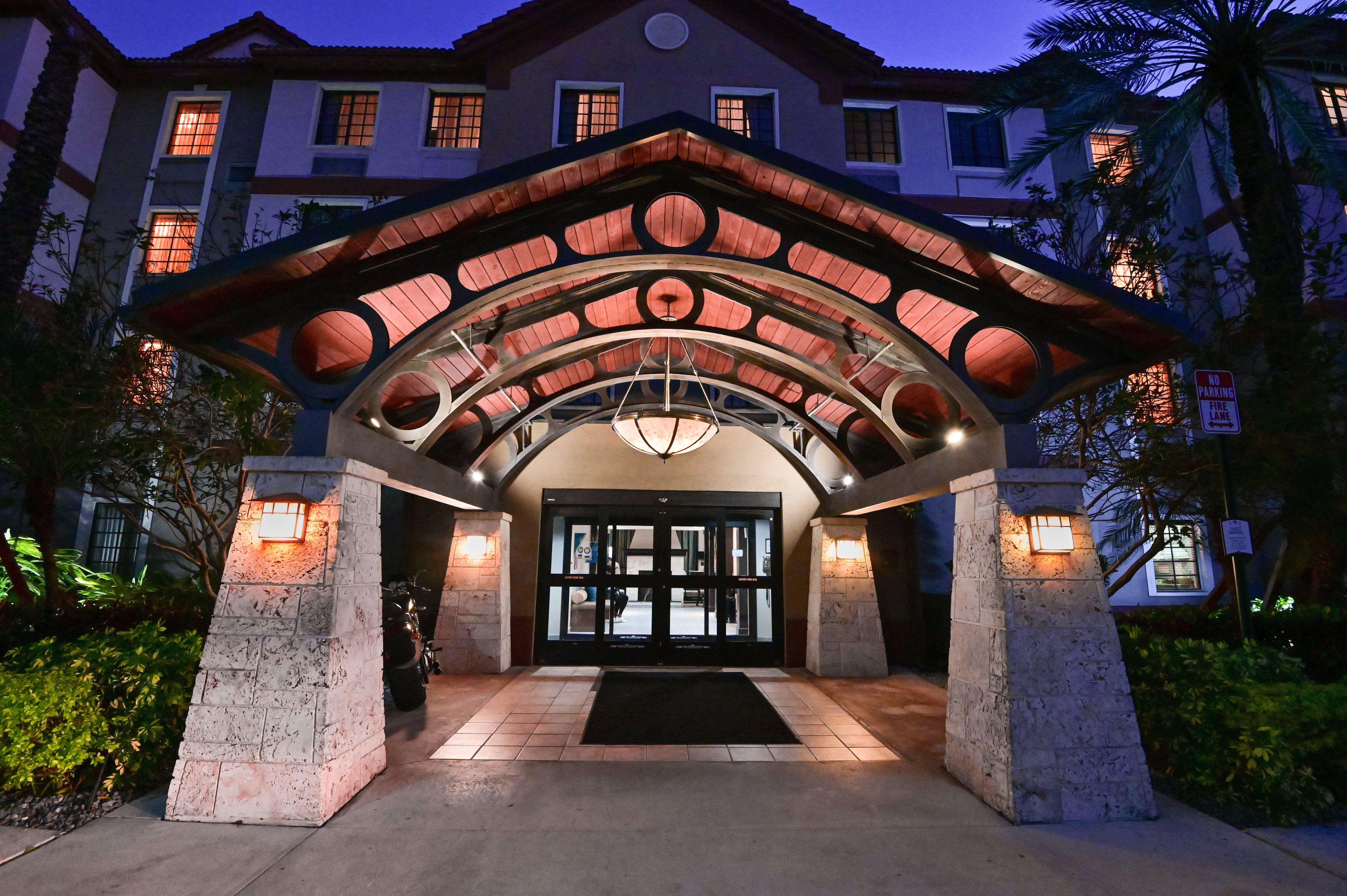 Sonesta Es Lauderdale Hotel