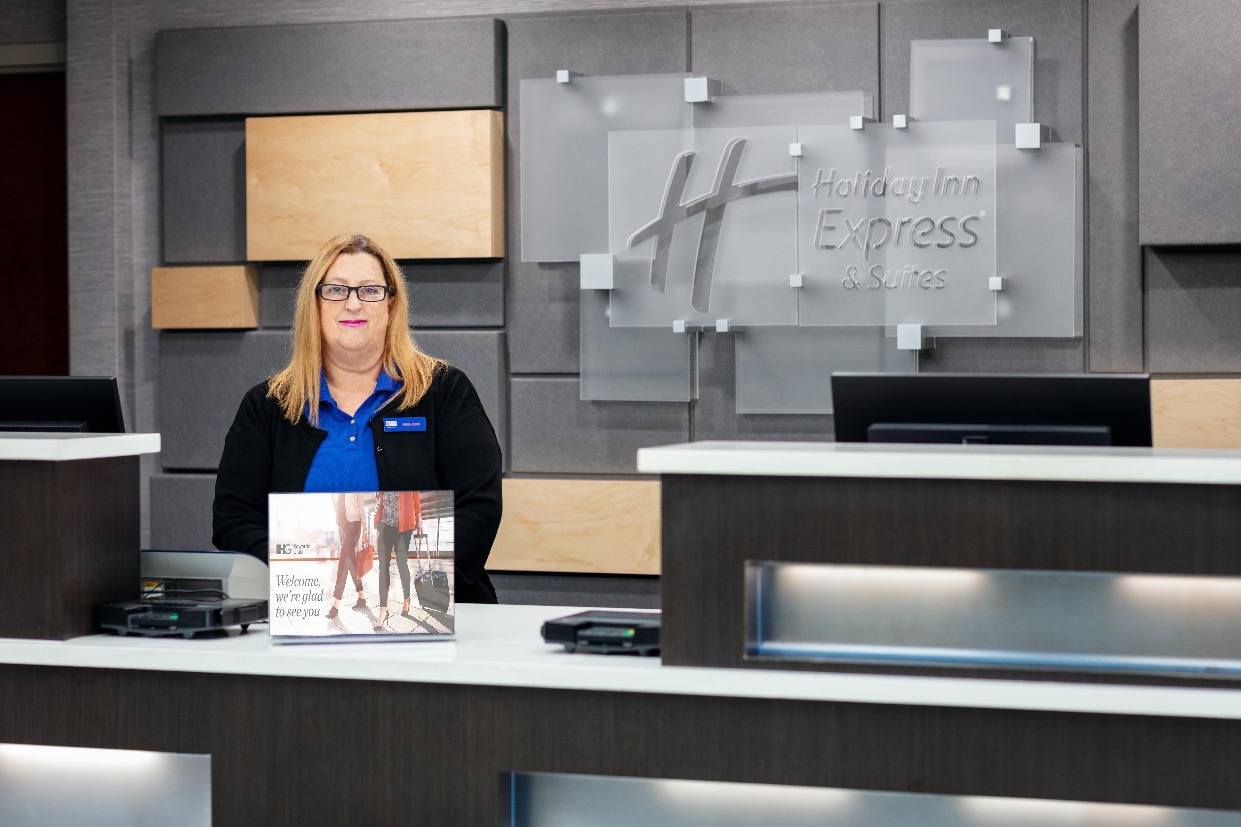 Hotel Express & East I-10 By Ihg 2*