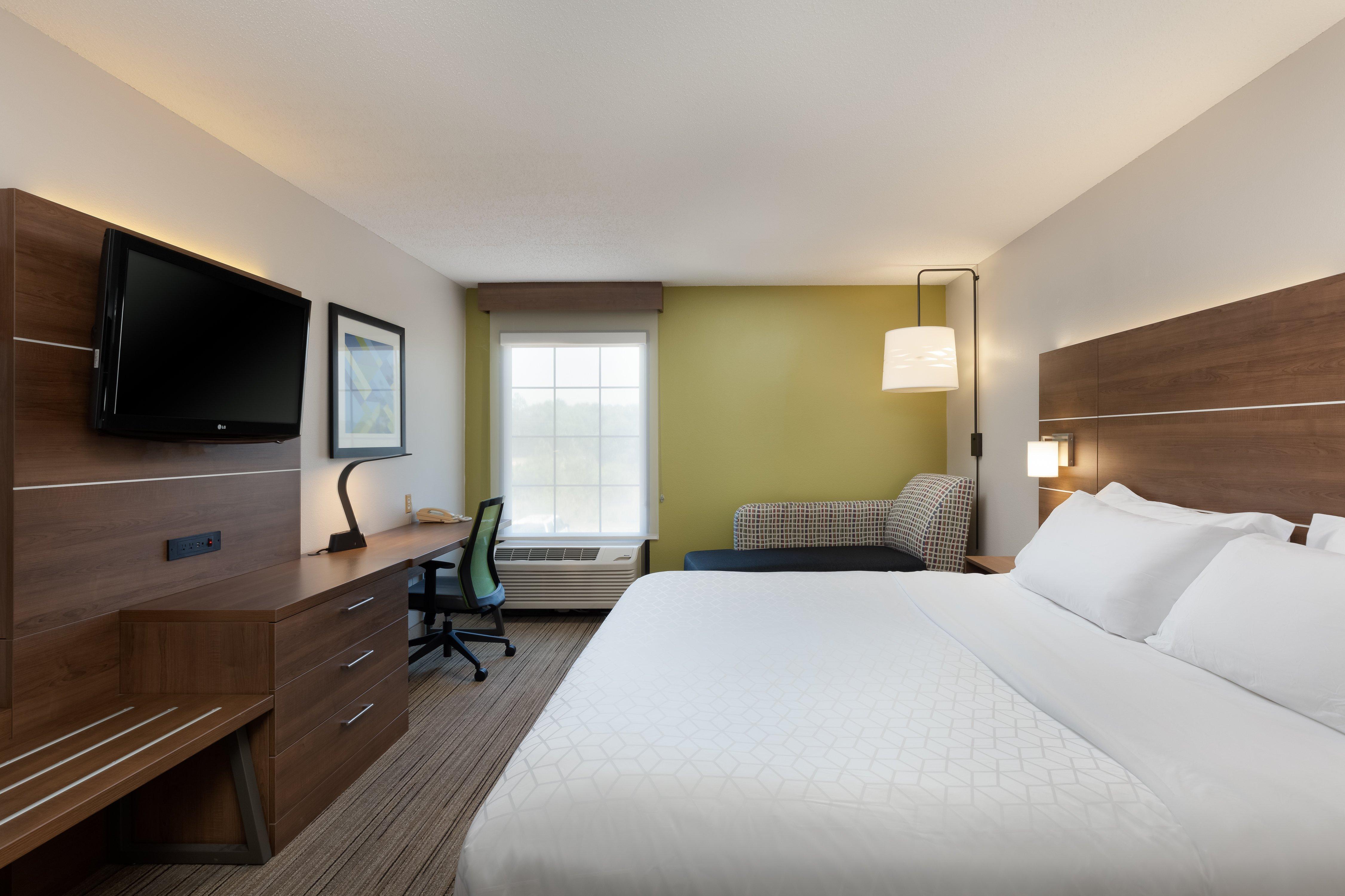 Express & East I-10 By Ihg
