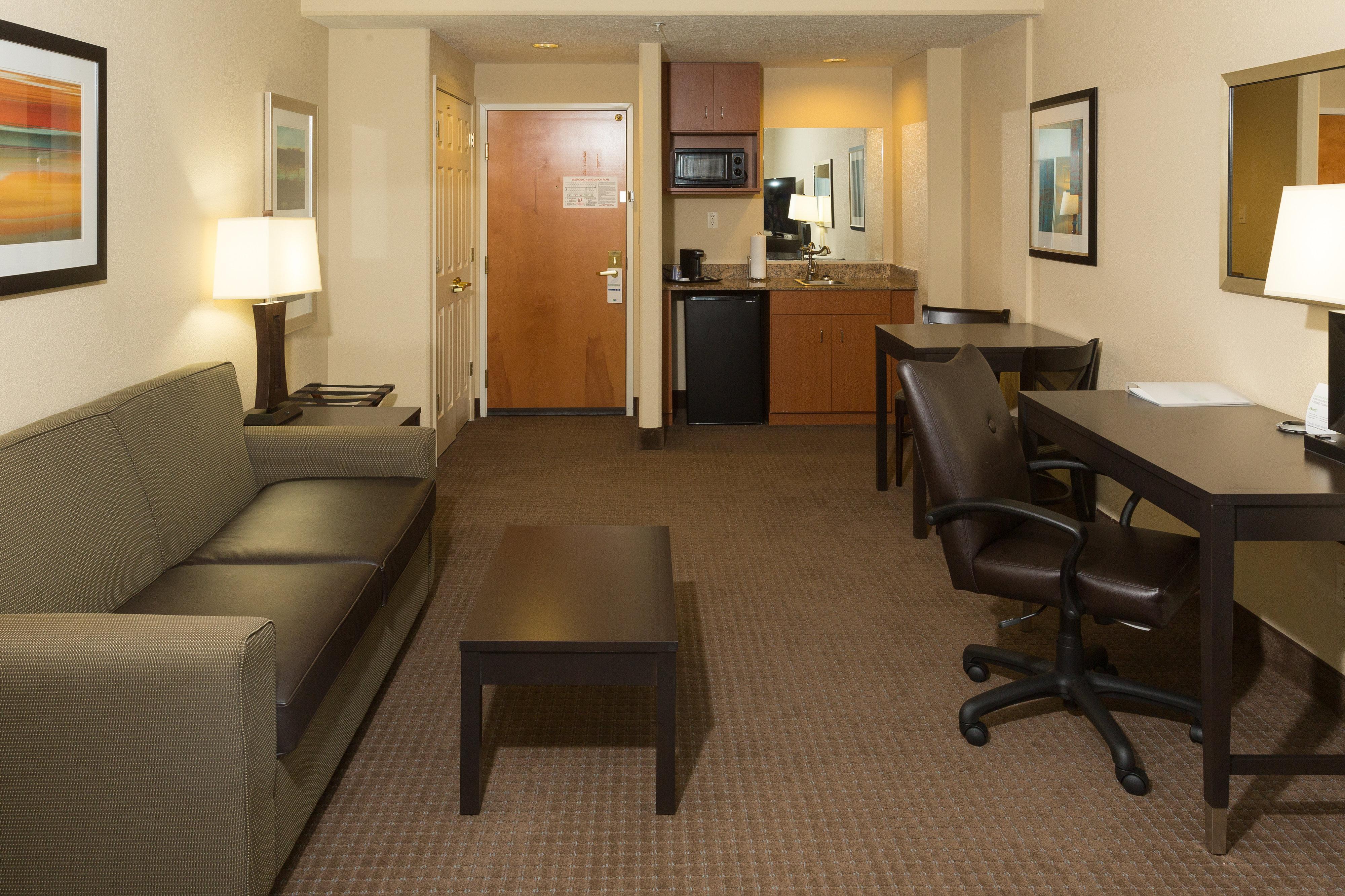 Express & Airport By Ihg 3*