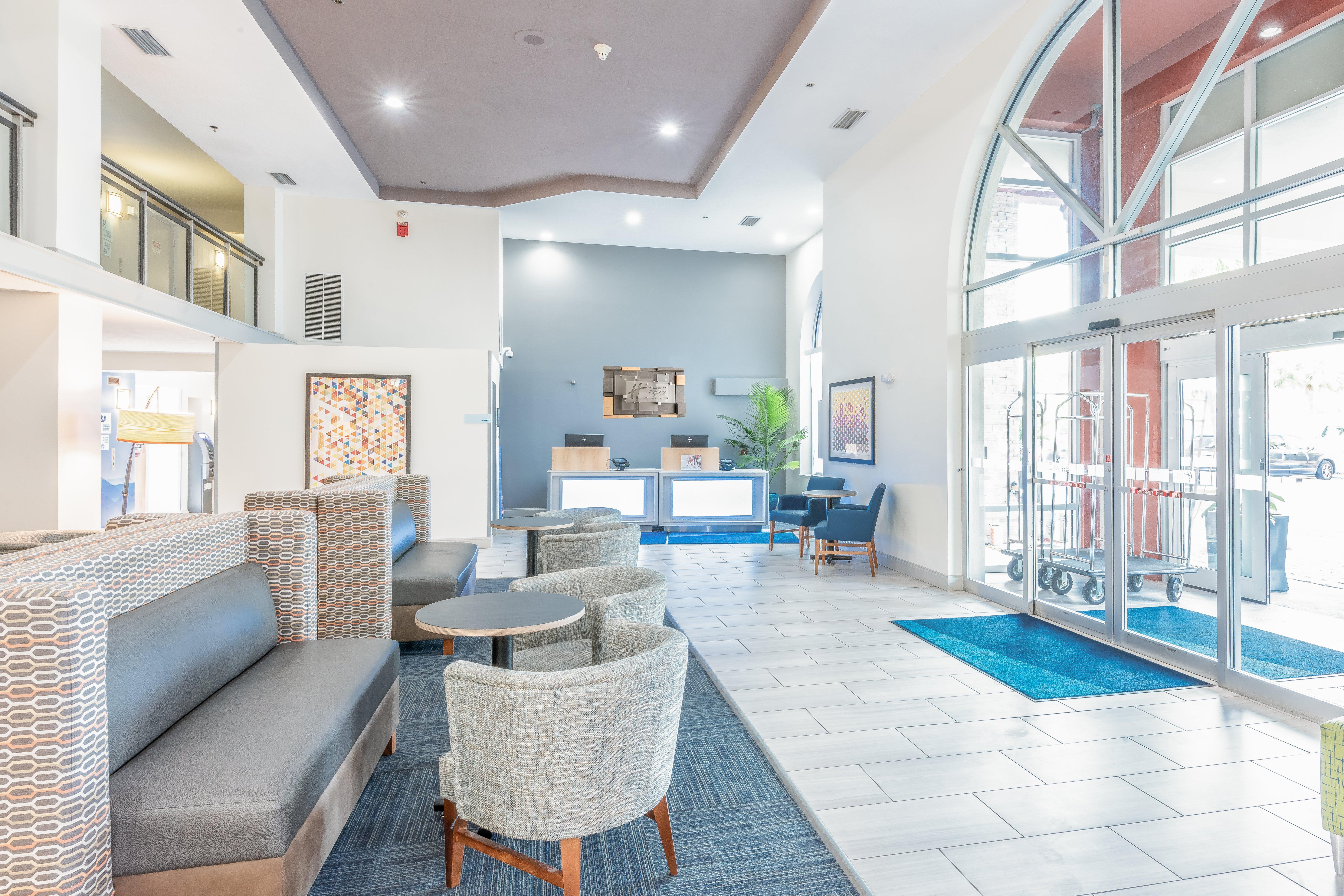 Hotel Express & West By Ihg 2*