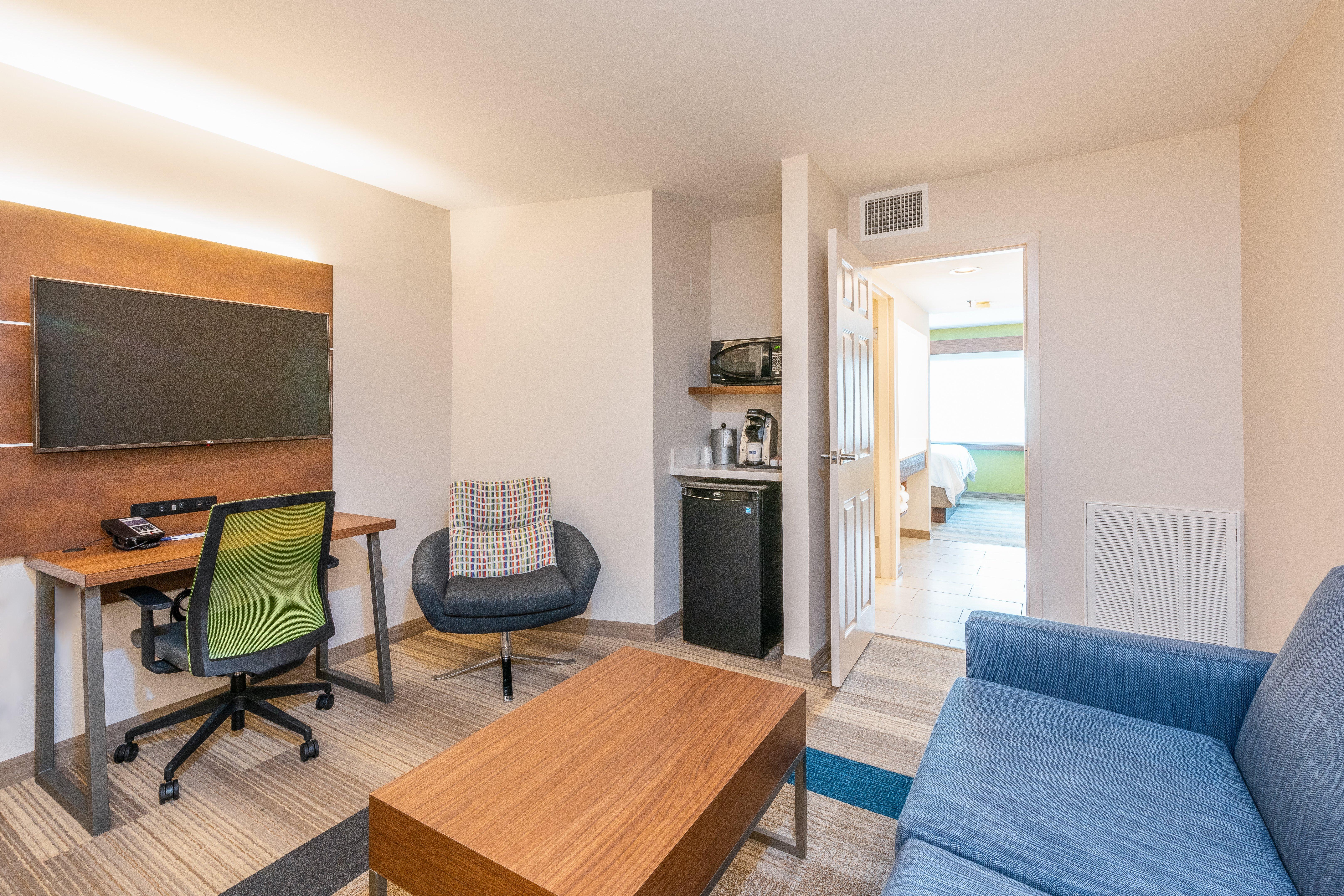 Express & West By Ihg 2*