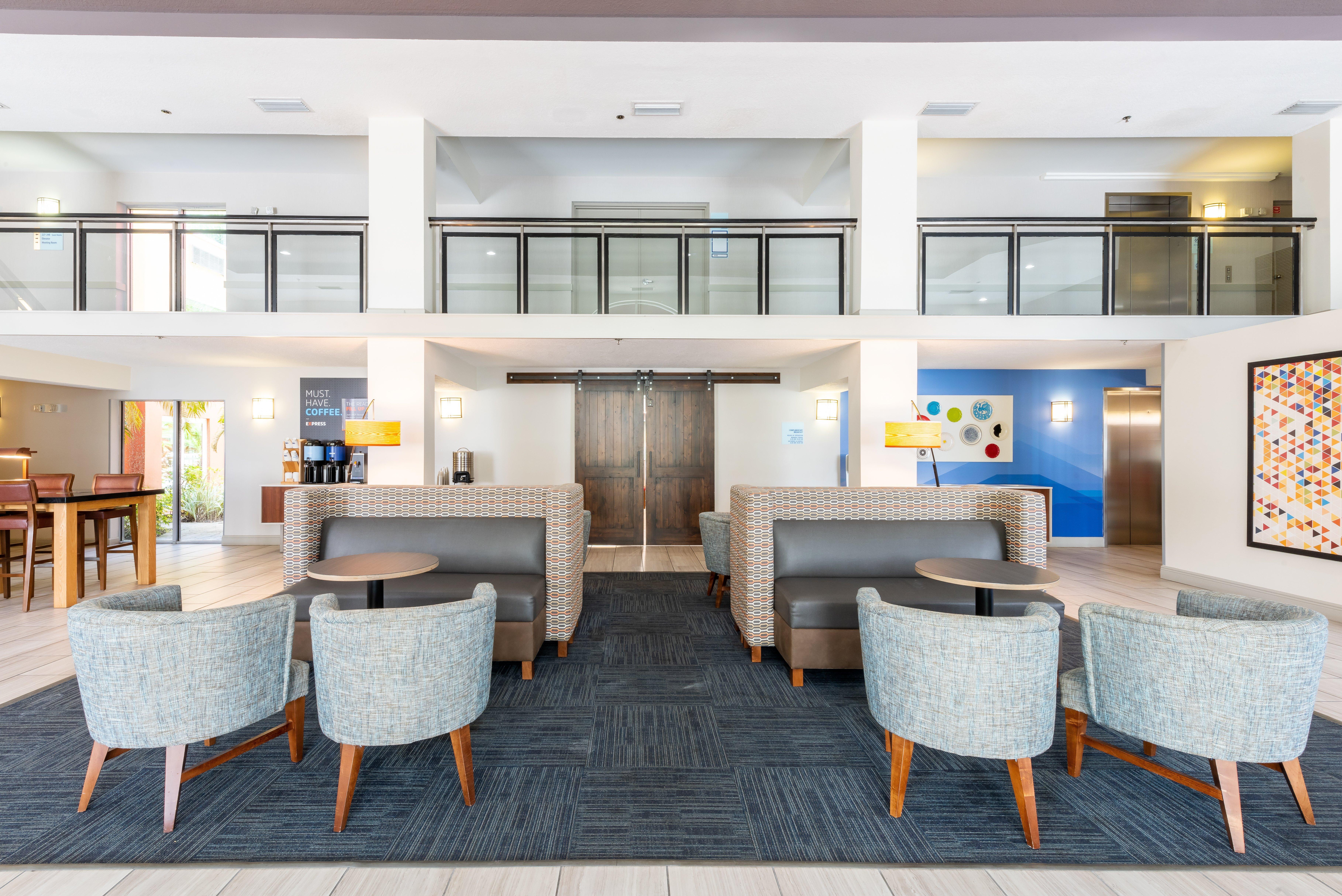 Hotel Express & West By Ihg Bradenton
