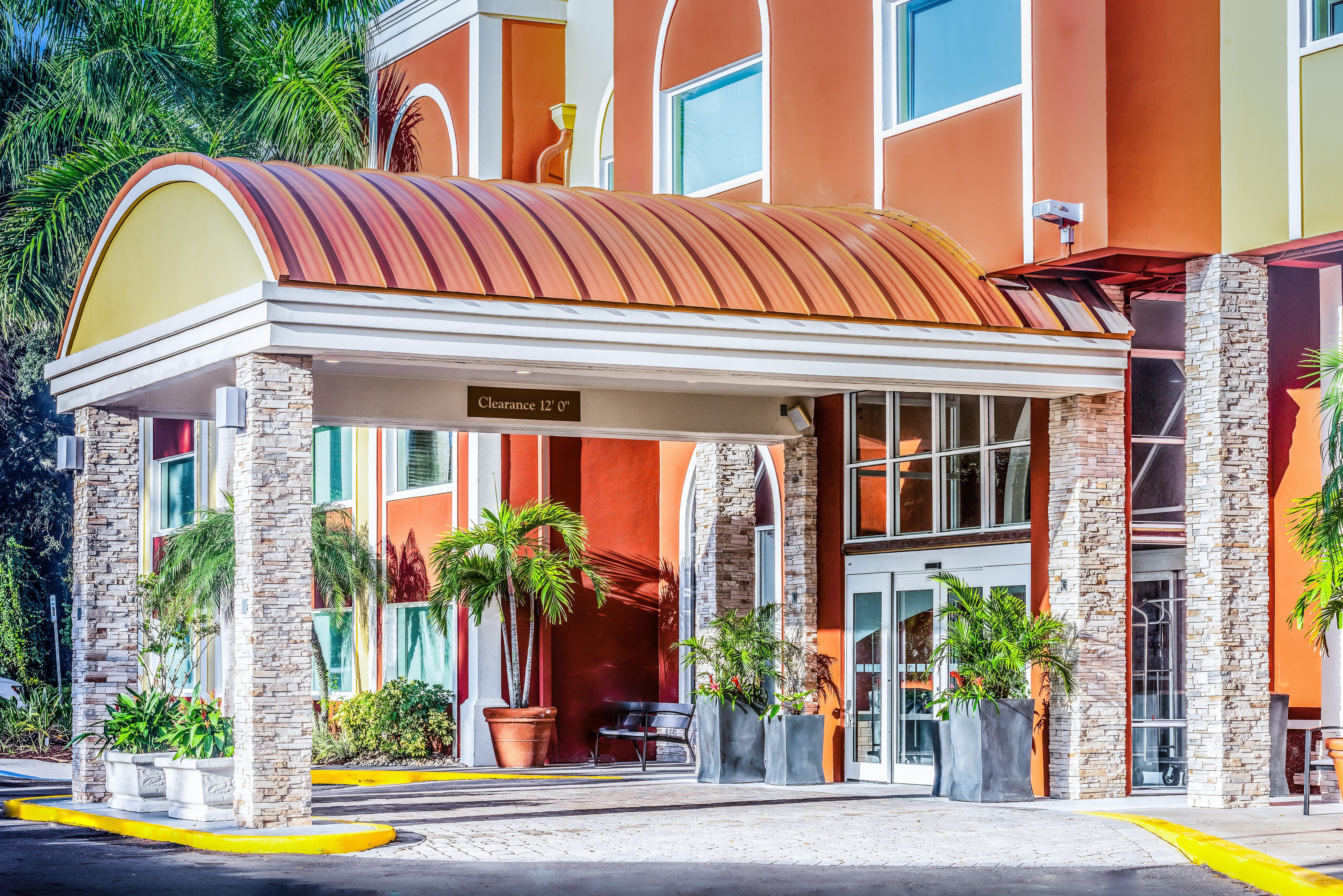 Express & West By Ihg Bradenton