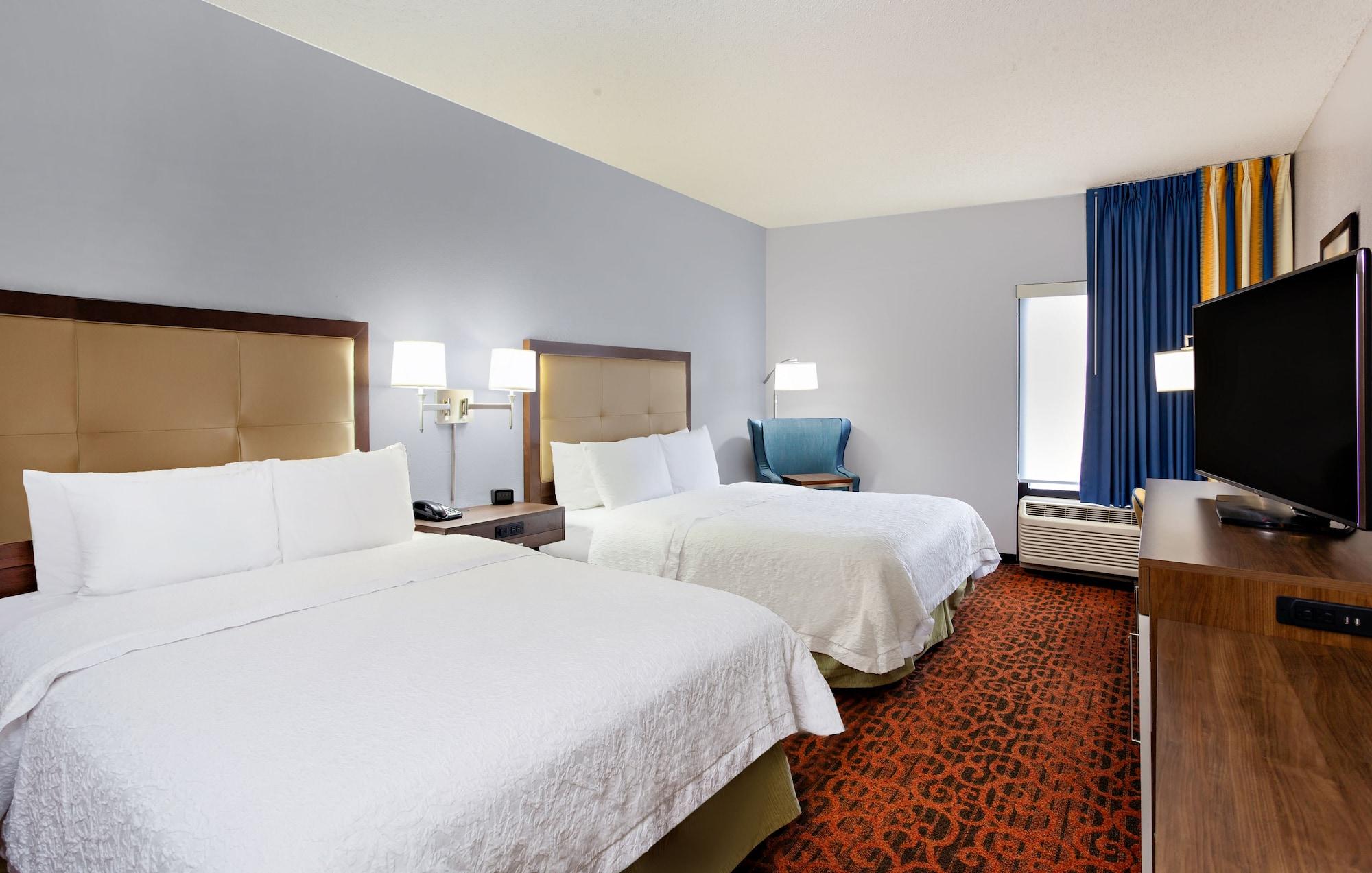 Hampton By Hilton Spring Hill Hotel 3*
