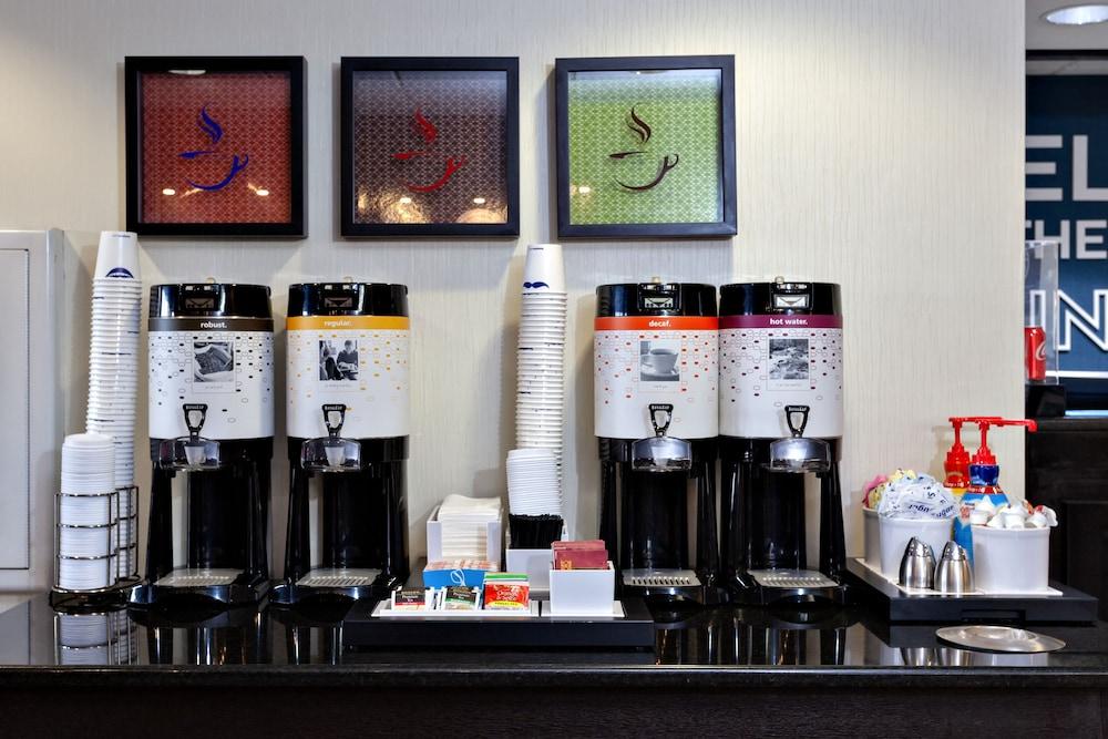 Hampton By Hilton Spring Hill