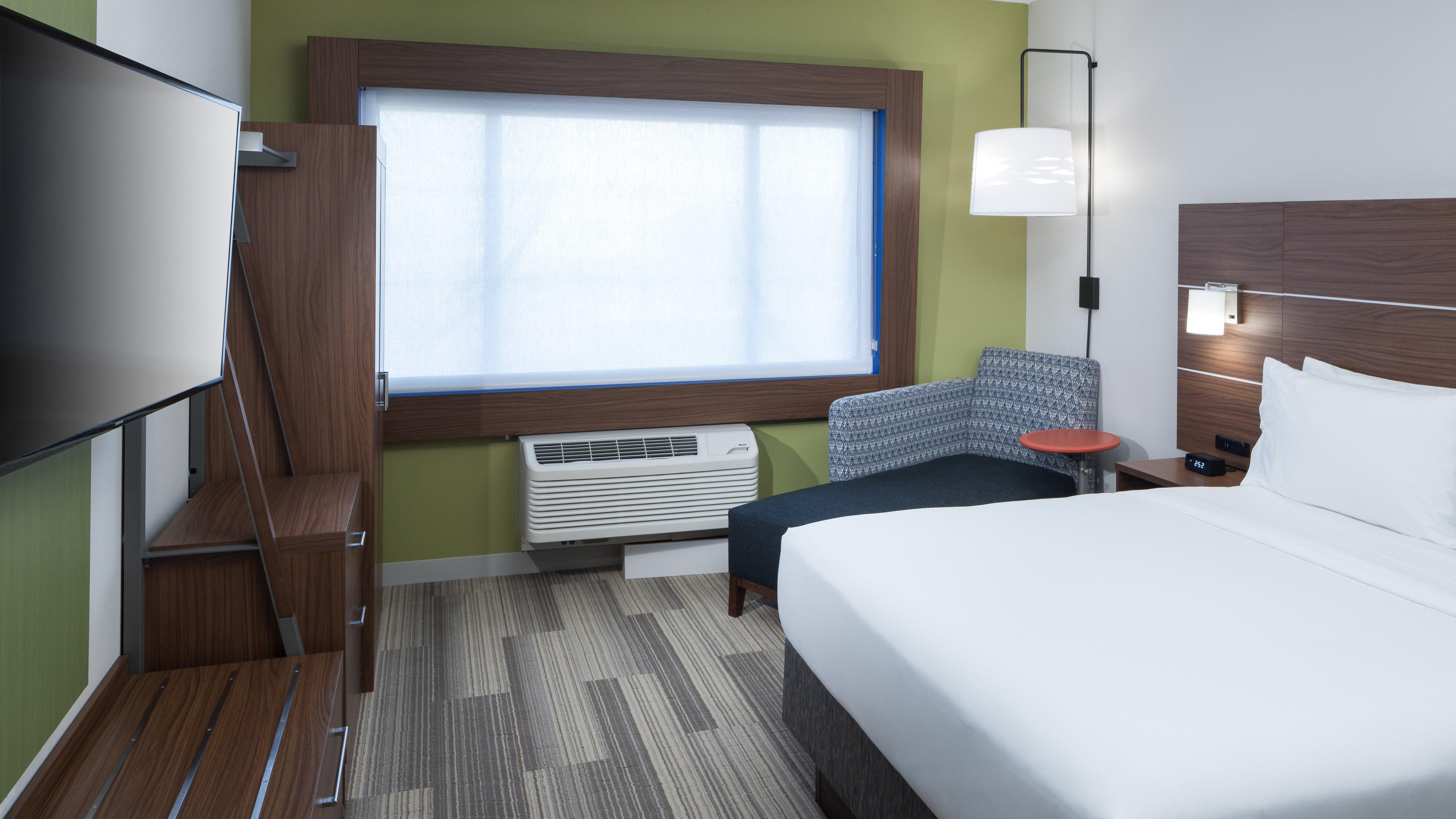 Holiday Inn Express & Suites - Orlando At Seaworld By Ihg Hotel 3*
