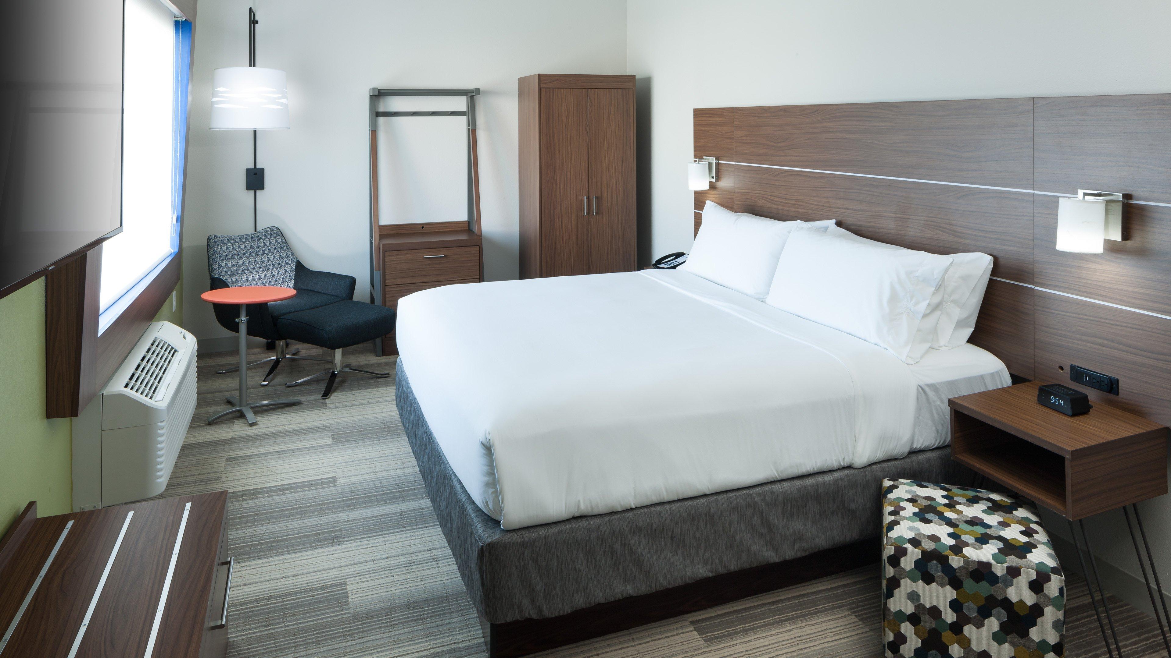 Holiday Inn Express & Suites - Orlando At Seaworld By Ihg Hotel 3*