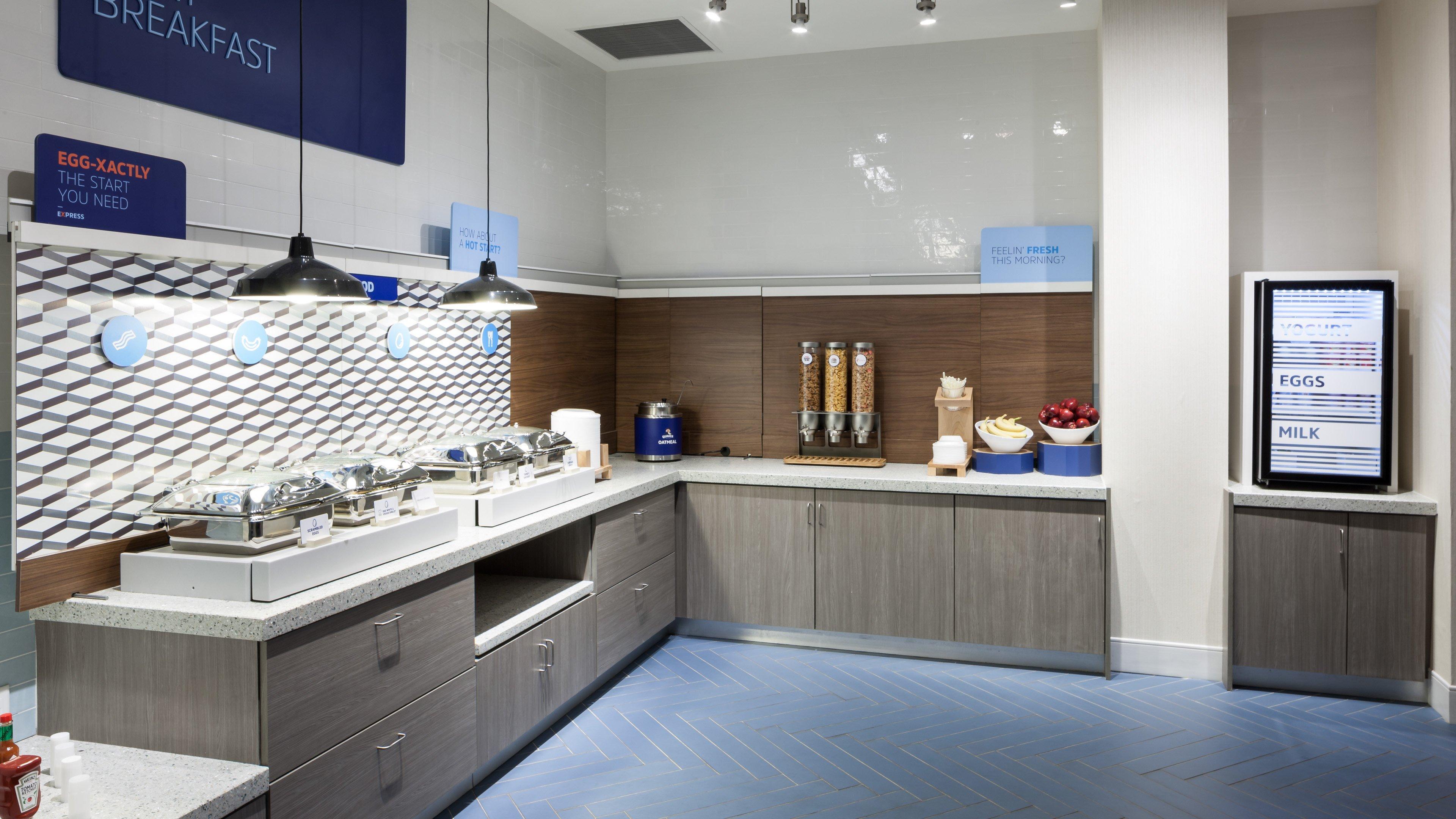 Holiday Inn Express & Suites - Orlando At Seaworld By Ihg Hotel 3*