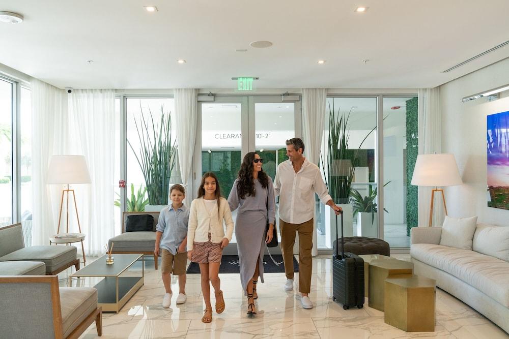 Tryp By Wyndham Miami Bay Harbor Bay Harbor Islands