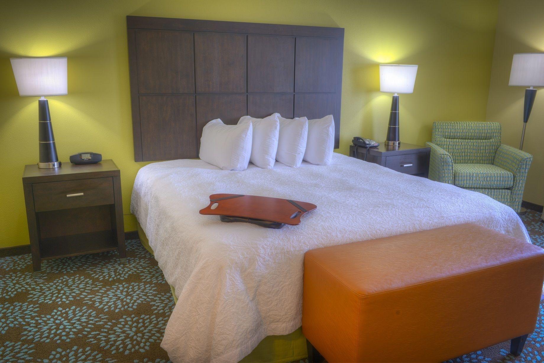 Hampton & Pensacola/gulf Breeze Hotel