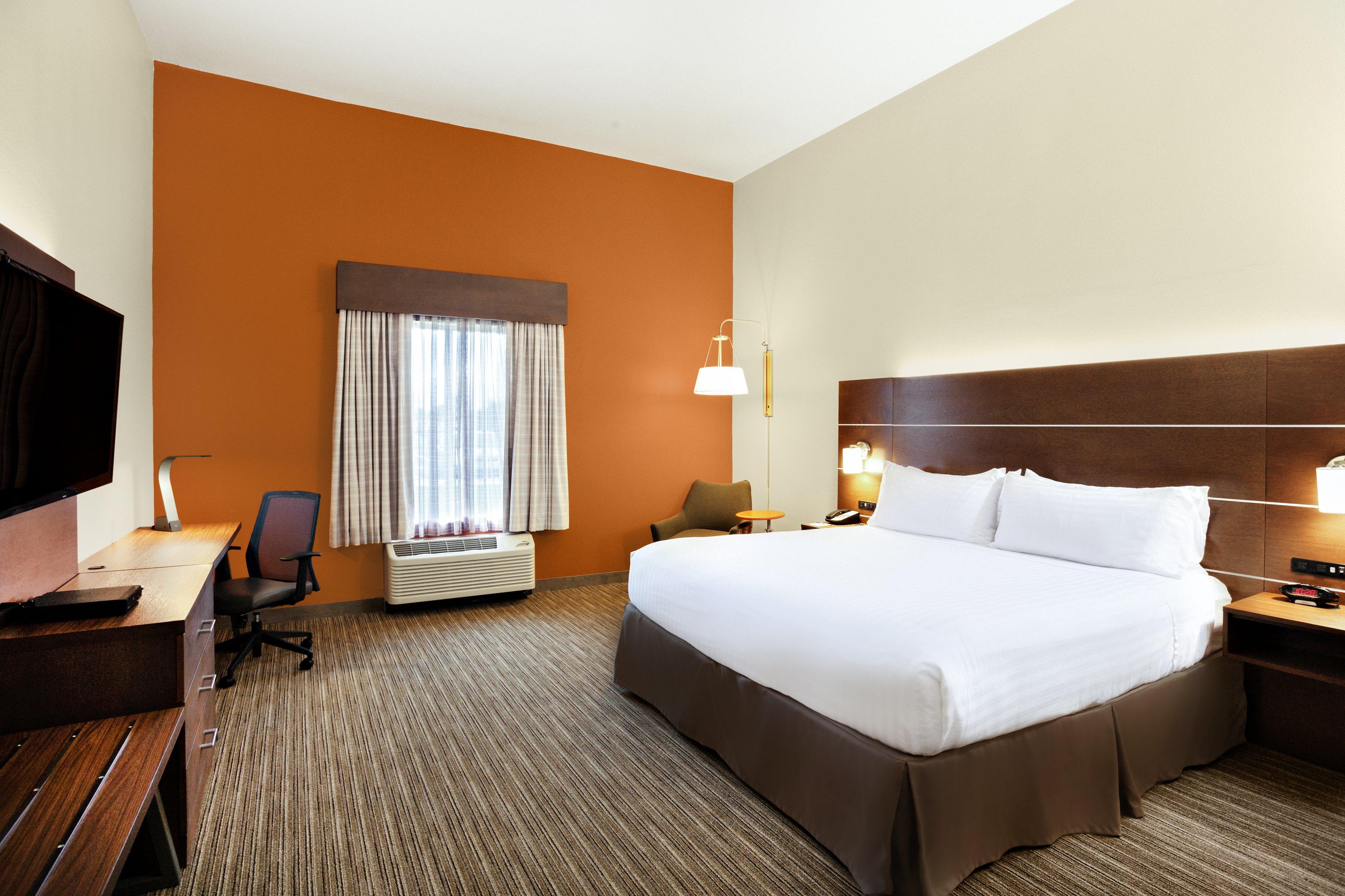 Express Wales North-winter Haven By Ihg Waverly