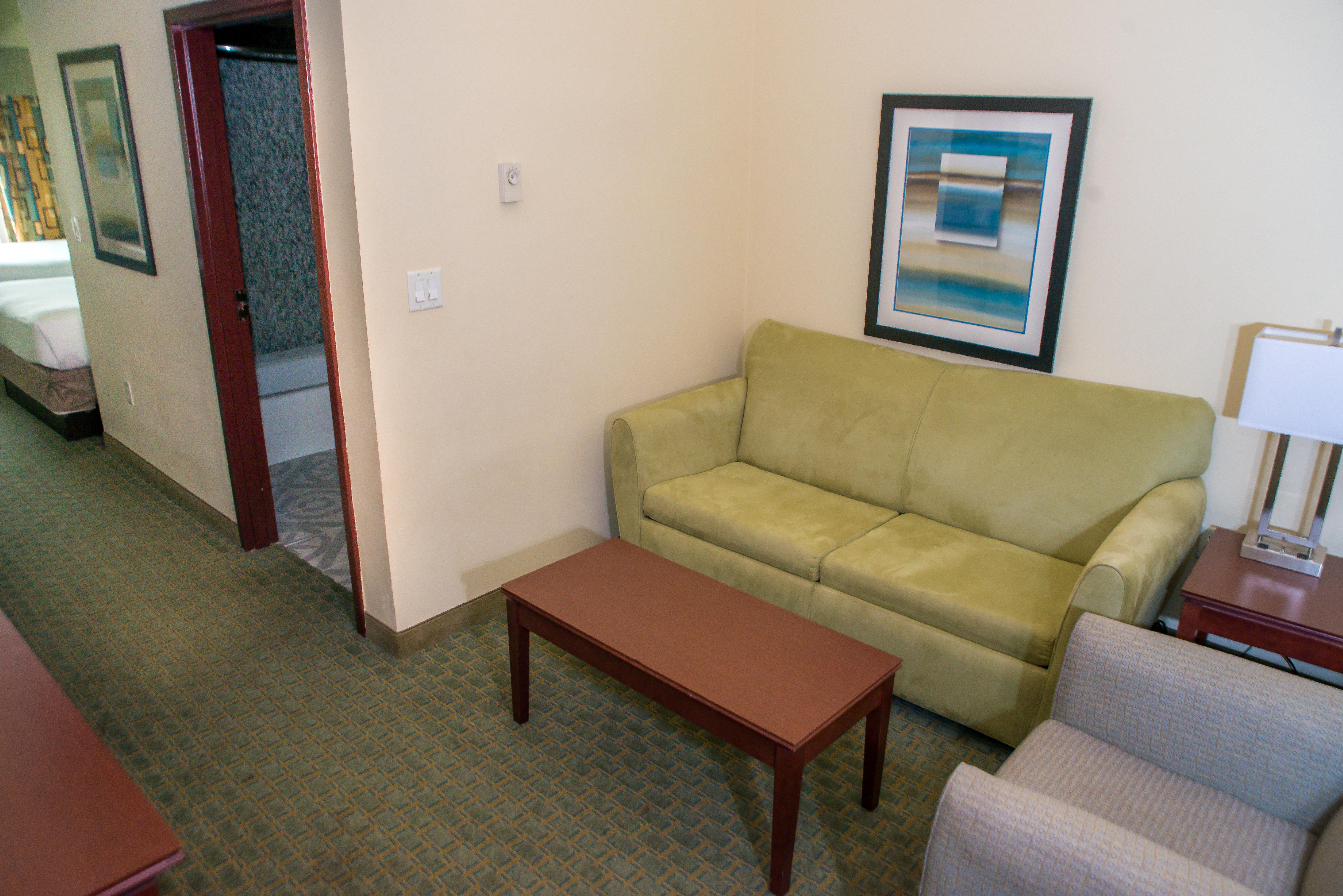 Hotel Express & By Ihg 2*