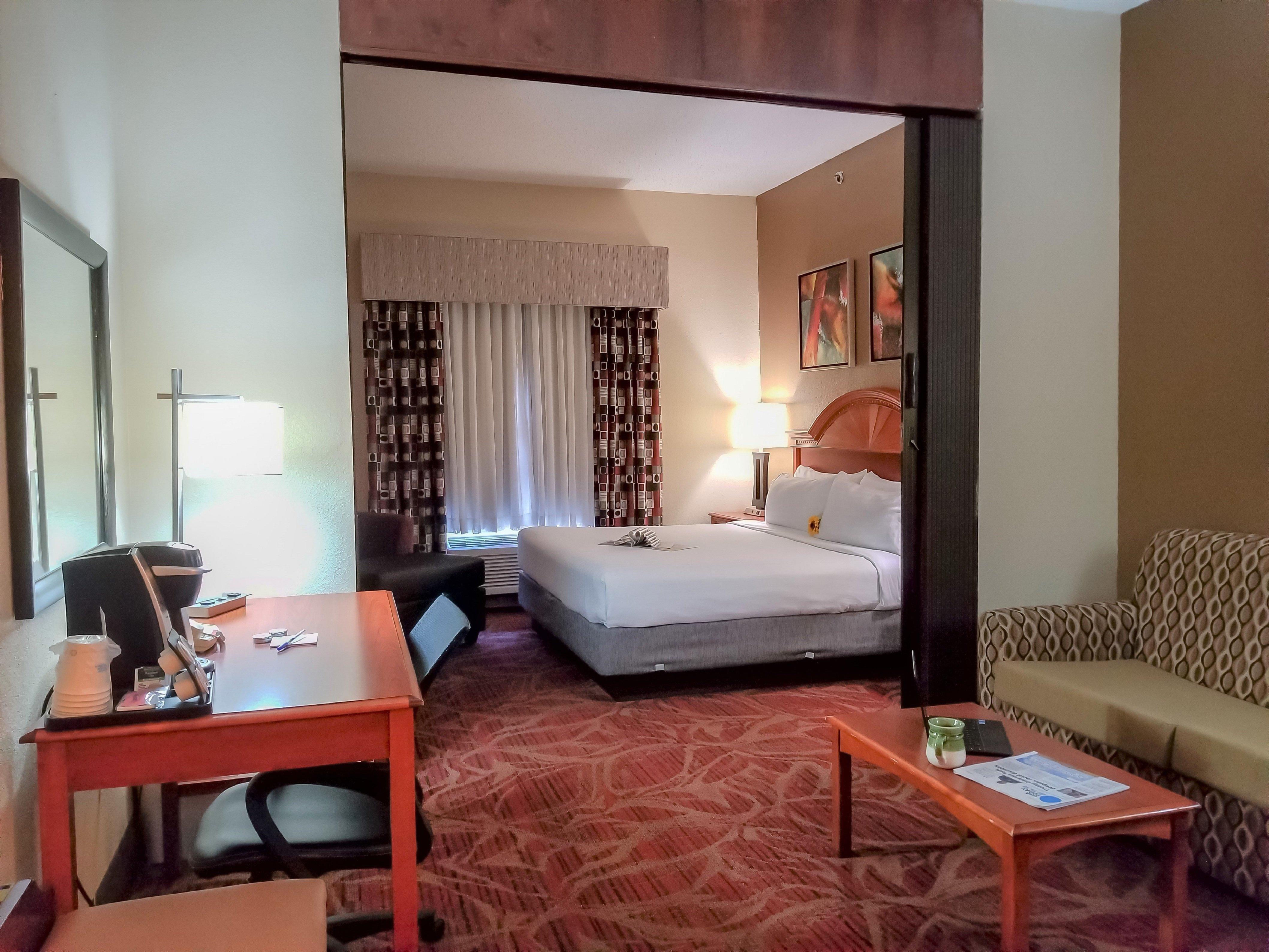 Express & Orange - Deltona By Ihg 2*