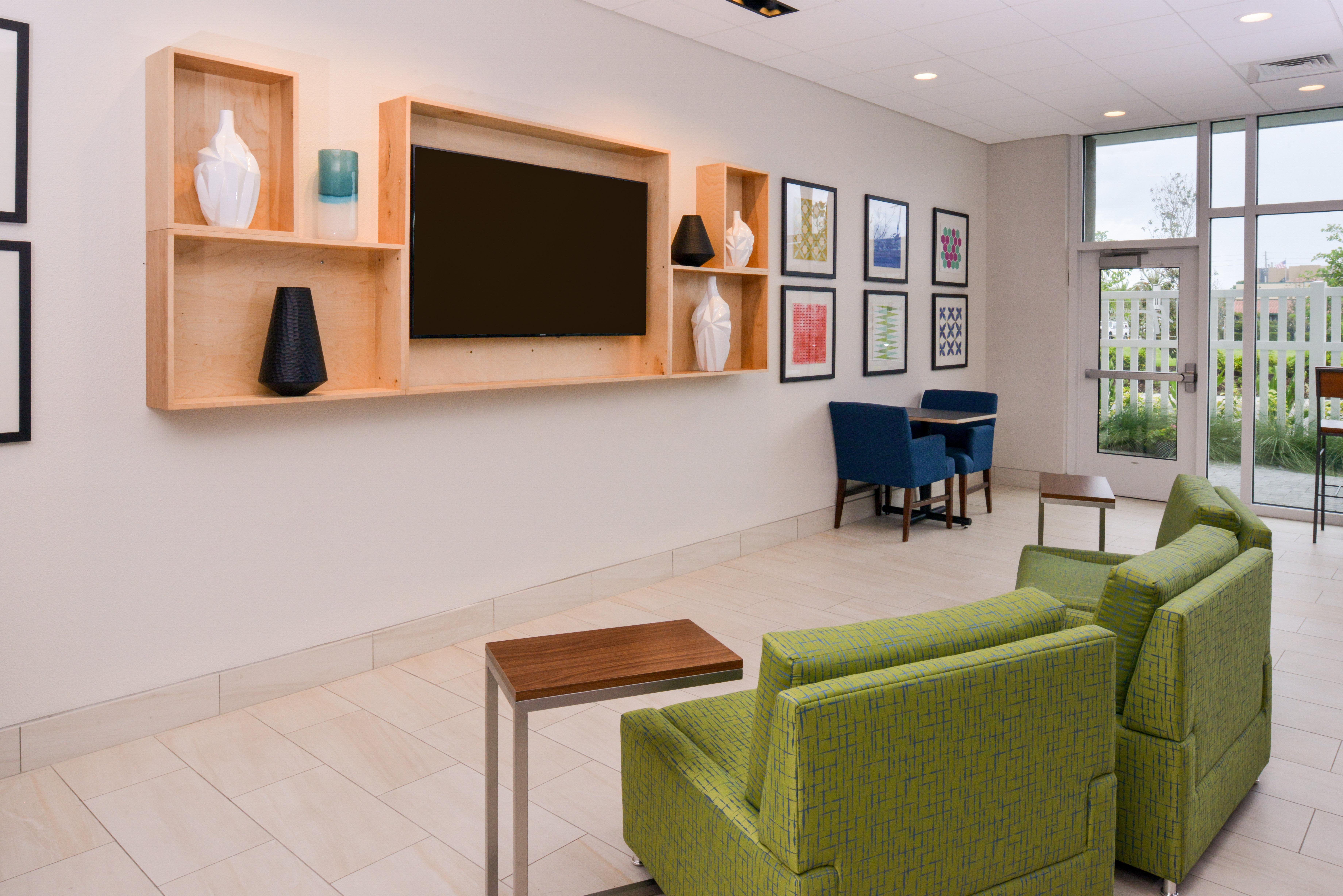 Hotel Holiday Inn Express & Suites - St. Petersburg - Madeira Beach By Ihg St. Petersburg