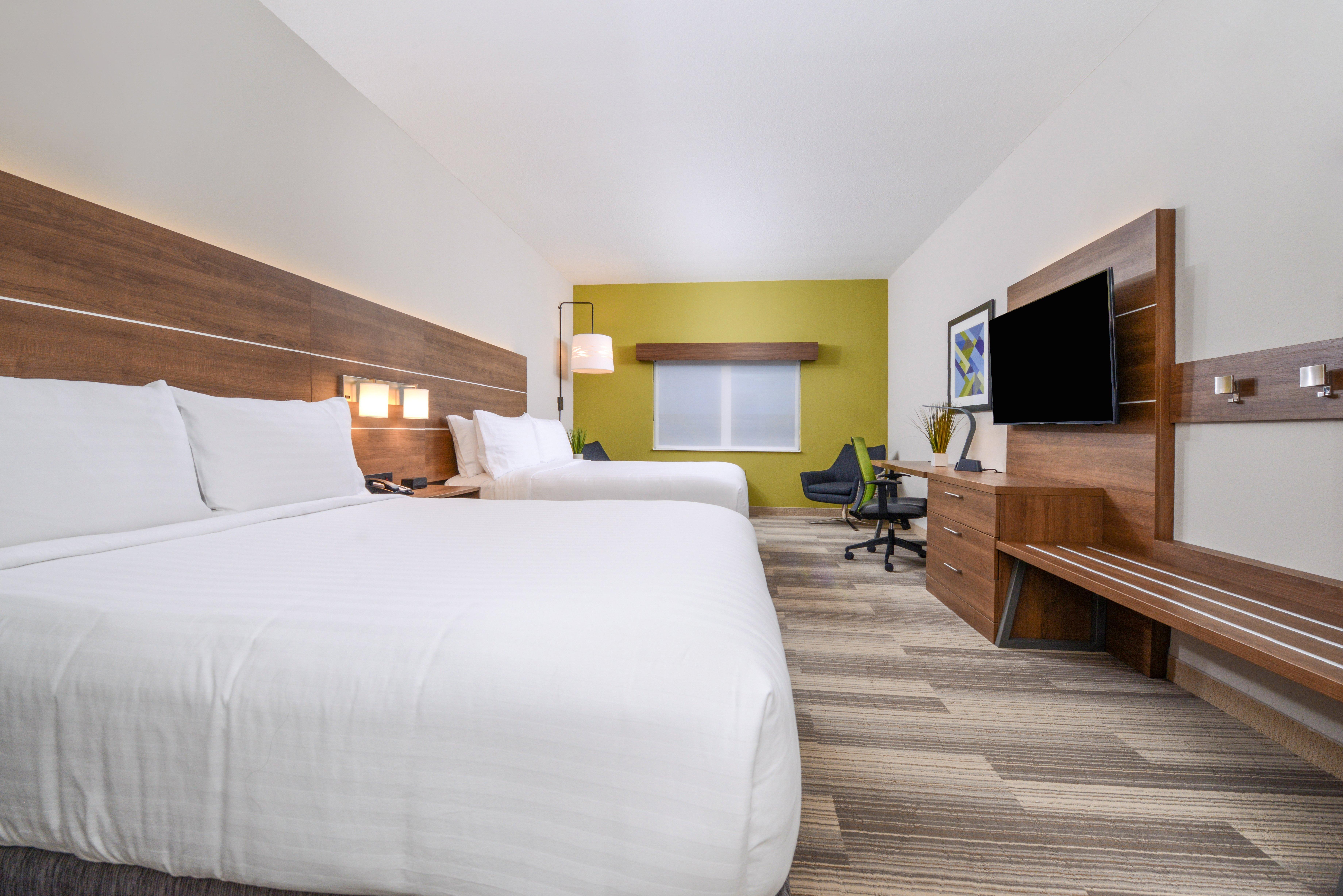 Hotel Holiday Inn Express & Suites - St. Petersburg - Madeira Beach By Ihg
