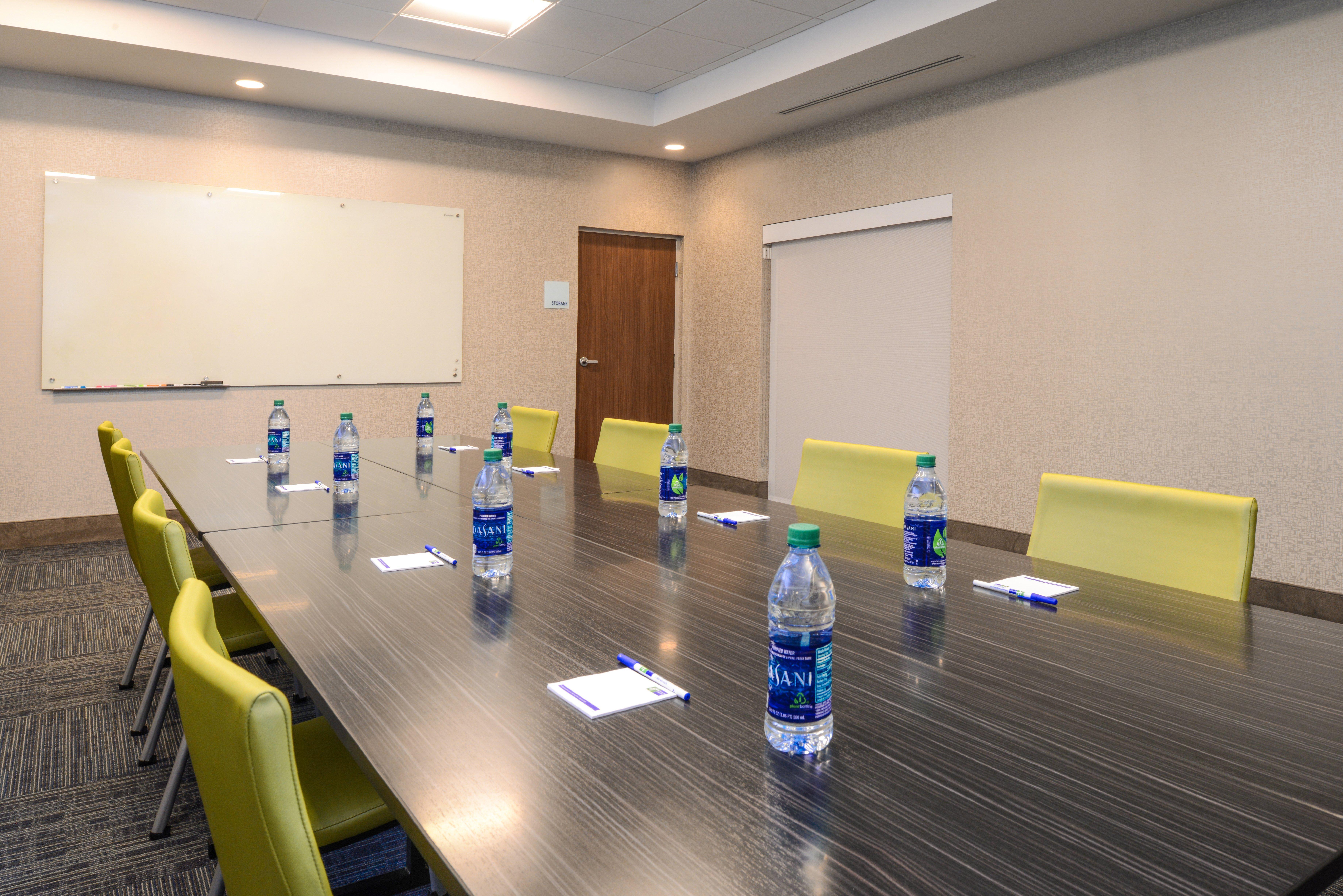 Holiday Inn Express & Suites - St. Petersburg - Madeira Beach By Ihg 3* St. Petersburg