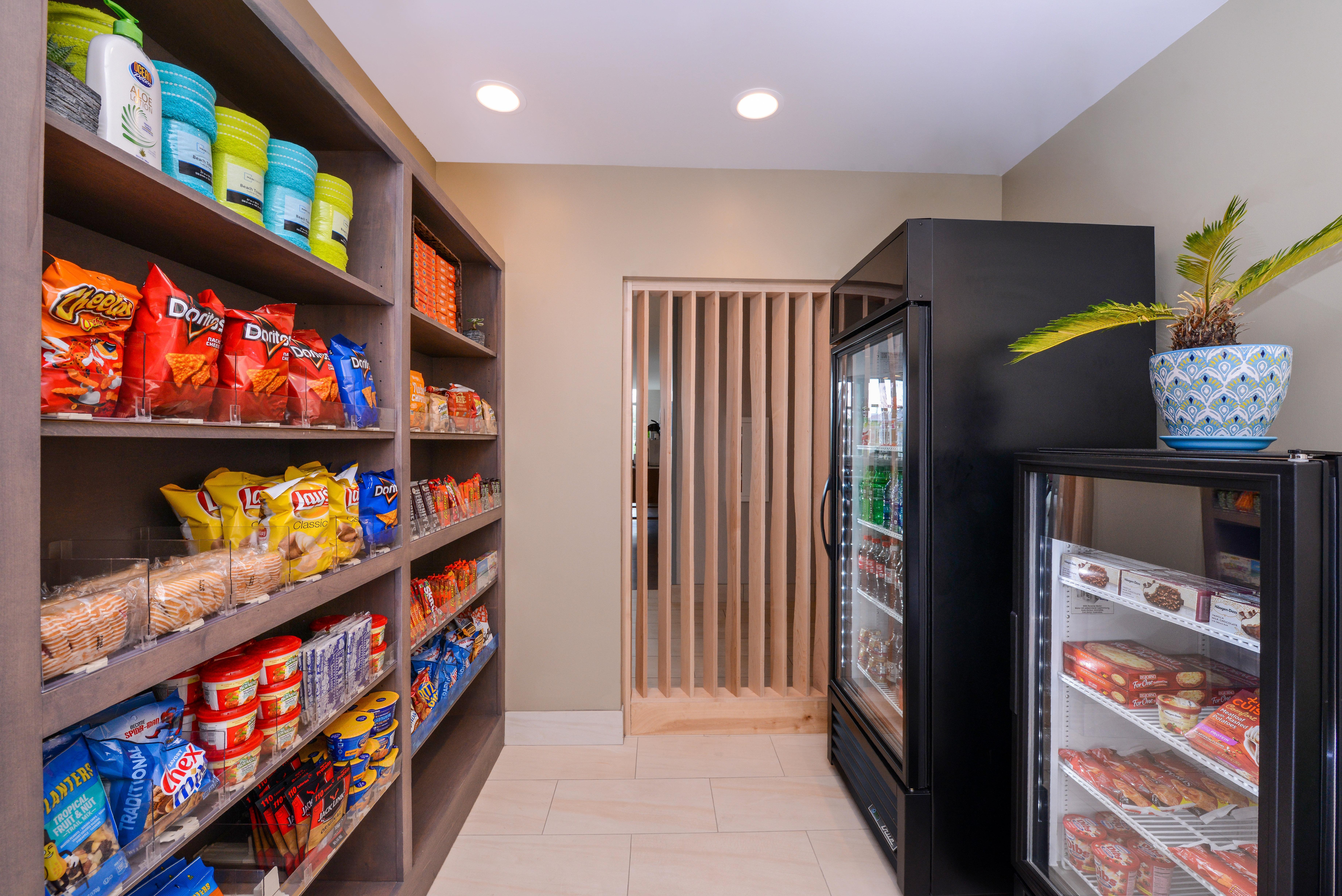 Hotel Holiday Inn Express & Suites - St. Petersburg - Madeira Beach By Ihg