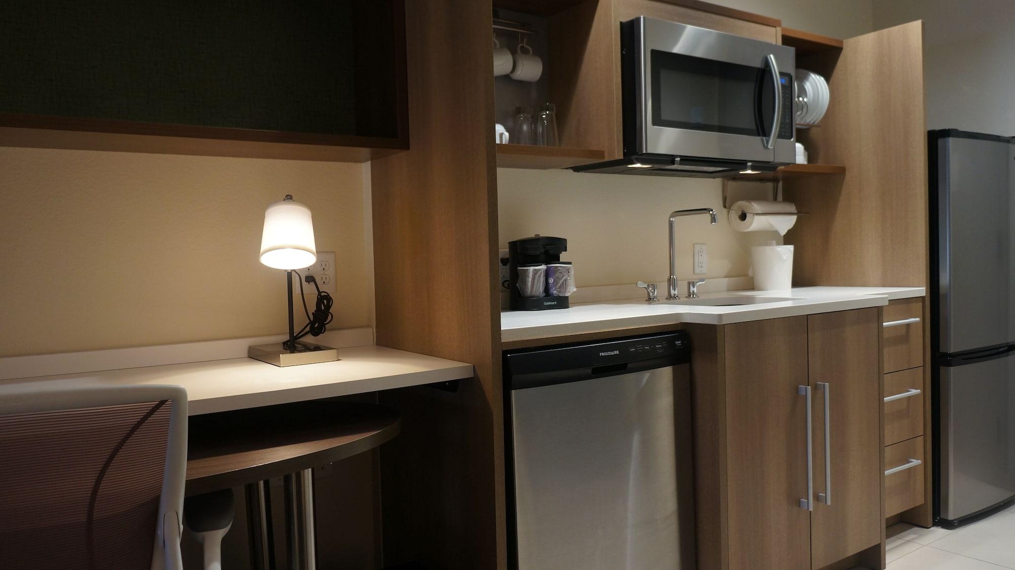 Hotel Home2 By Hilton