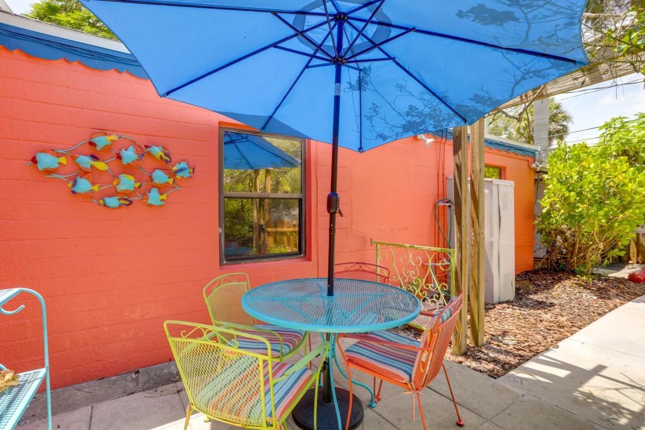 Holiday home Colorful Gulfport Walk To The Art District! *