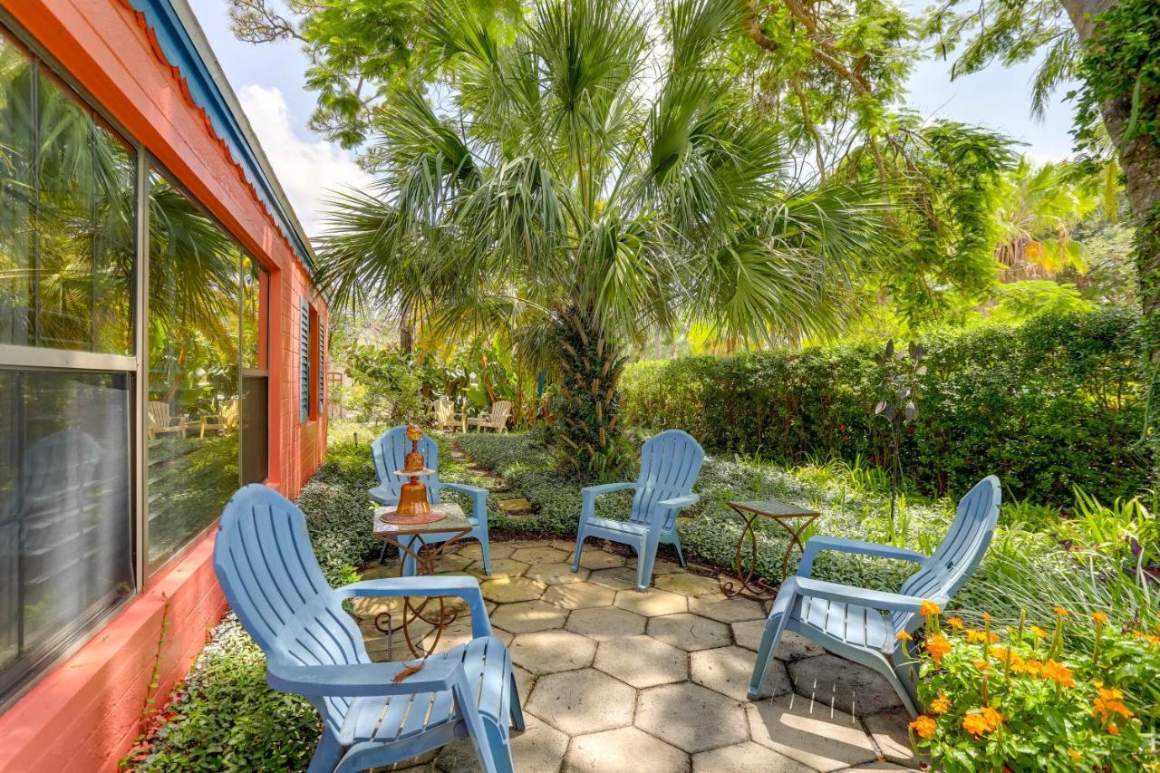 Colorful Gulfport Walk To The Art District! Holiday home *